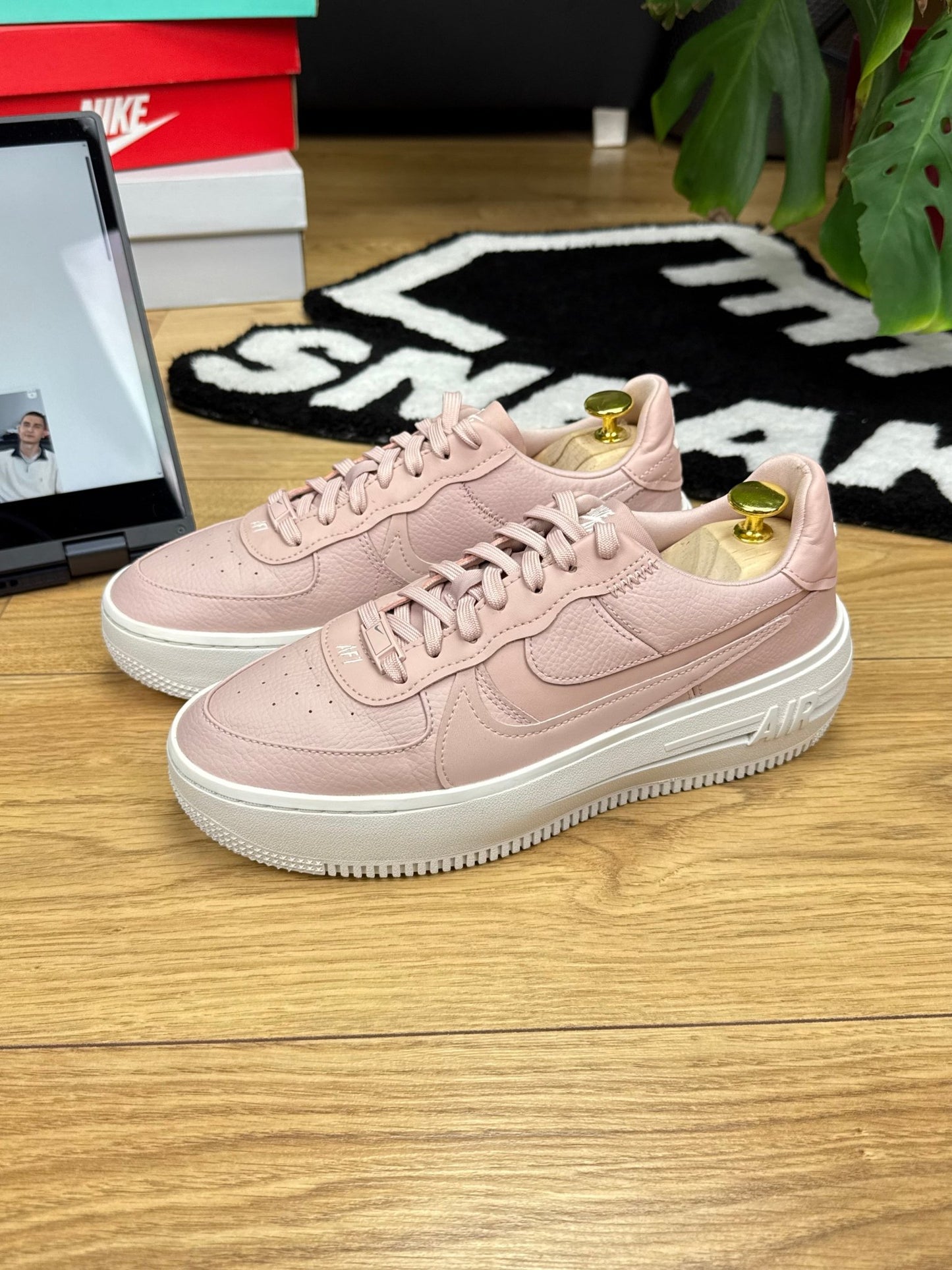 Nike Air Force 1 Plt.Af.Orm (40)