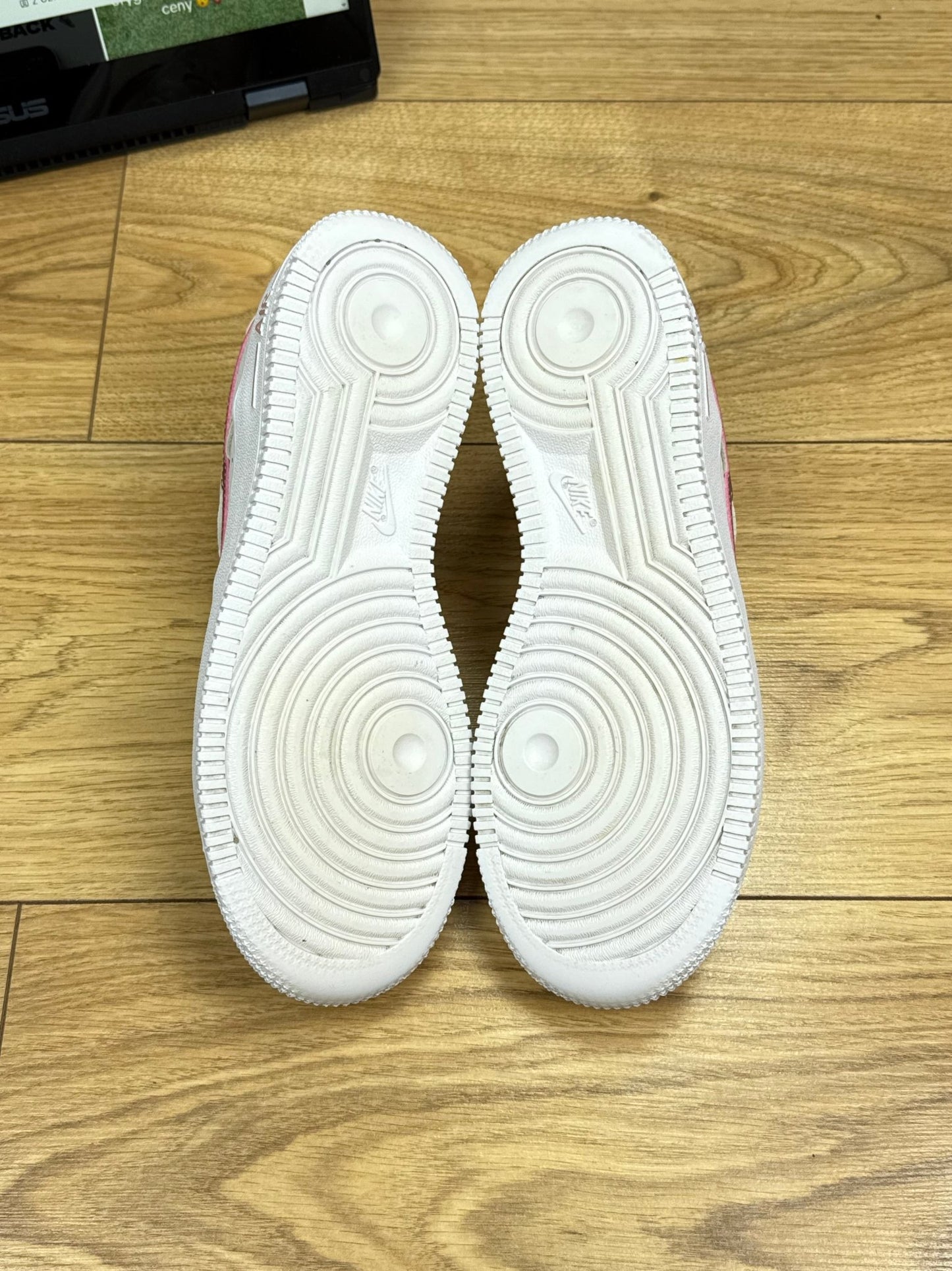 Nike Air Force 1 Low (37.5)