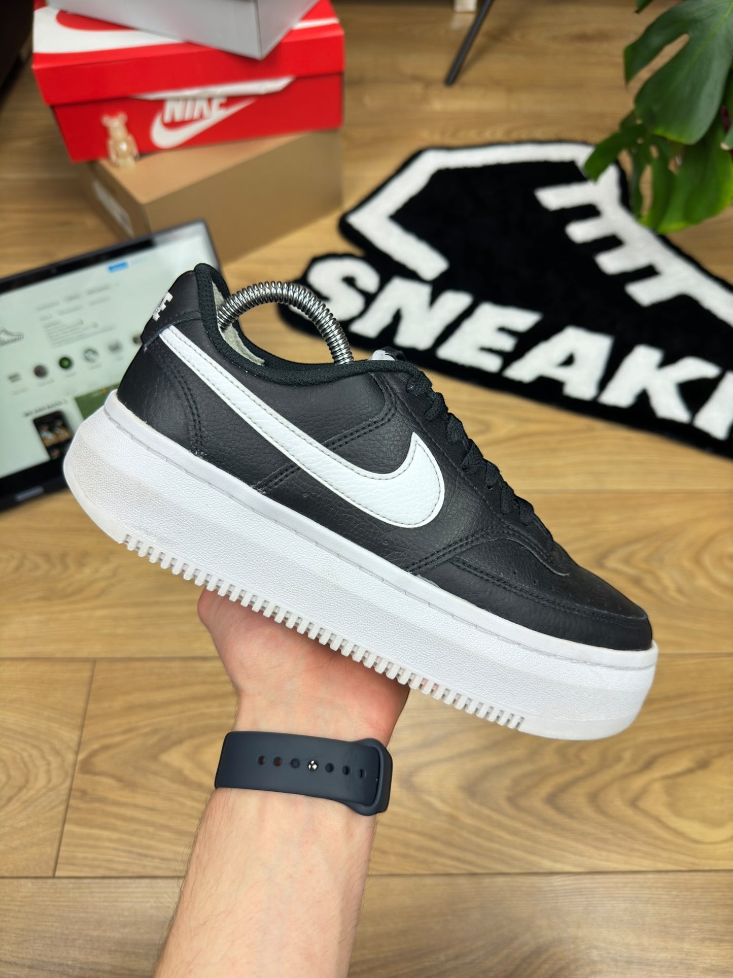 Nike Court Vision Alta LTR (42)