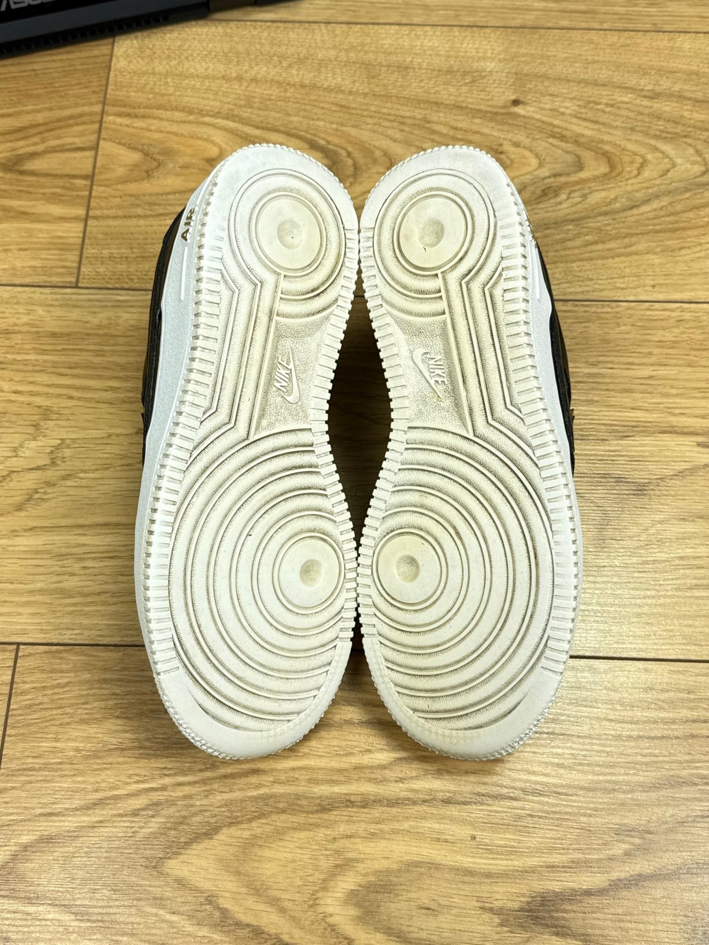 Nike Air Force 1 Low (37.5)