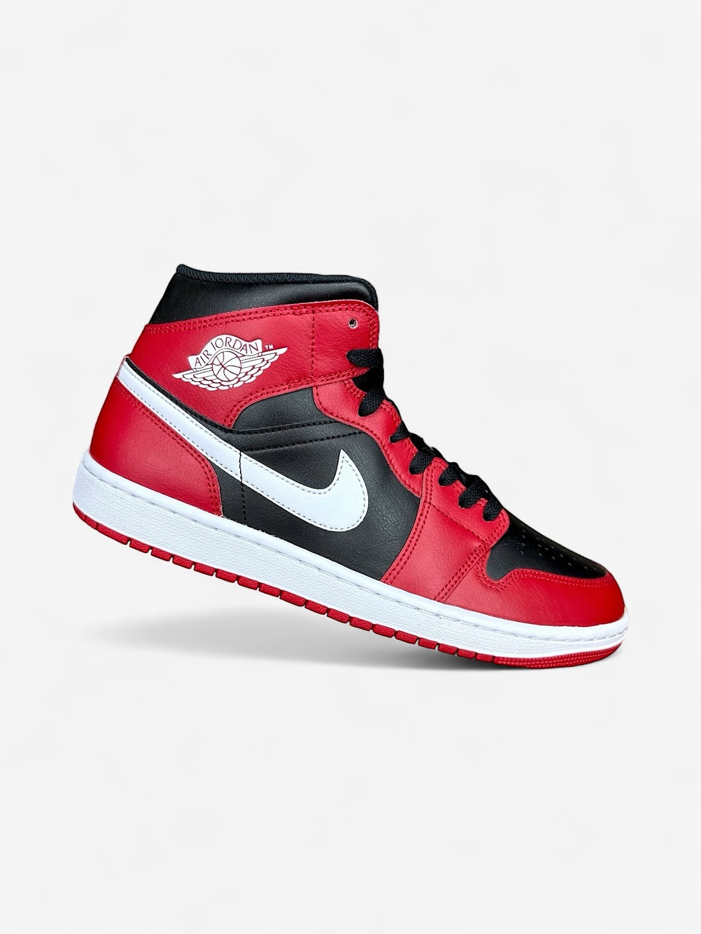 Nike Air Jordan 1 Mid (44)