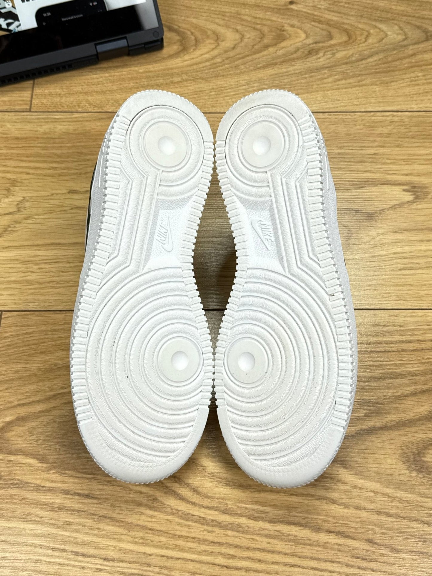 Nike Air Force 1 Low (38)