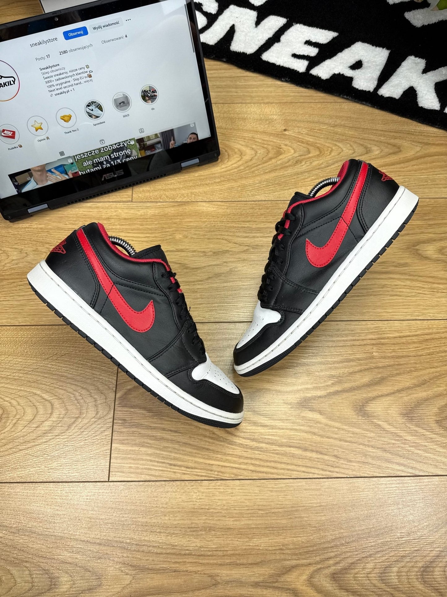 Nike Air Jordan 1 Low (42)