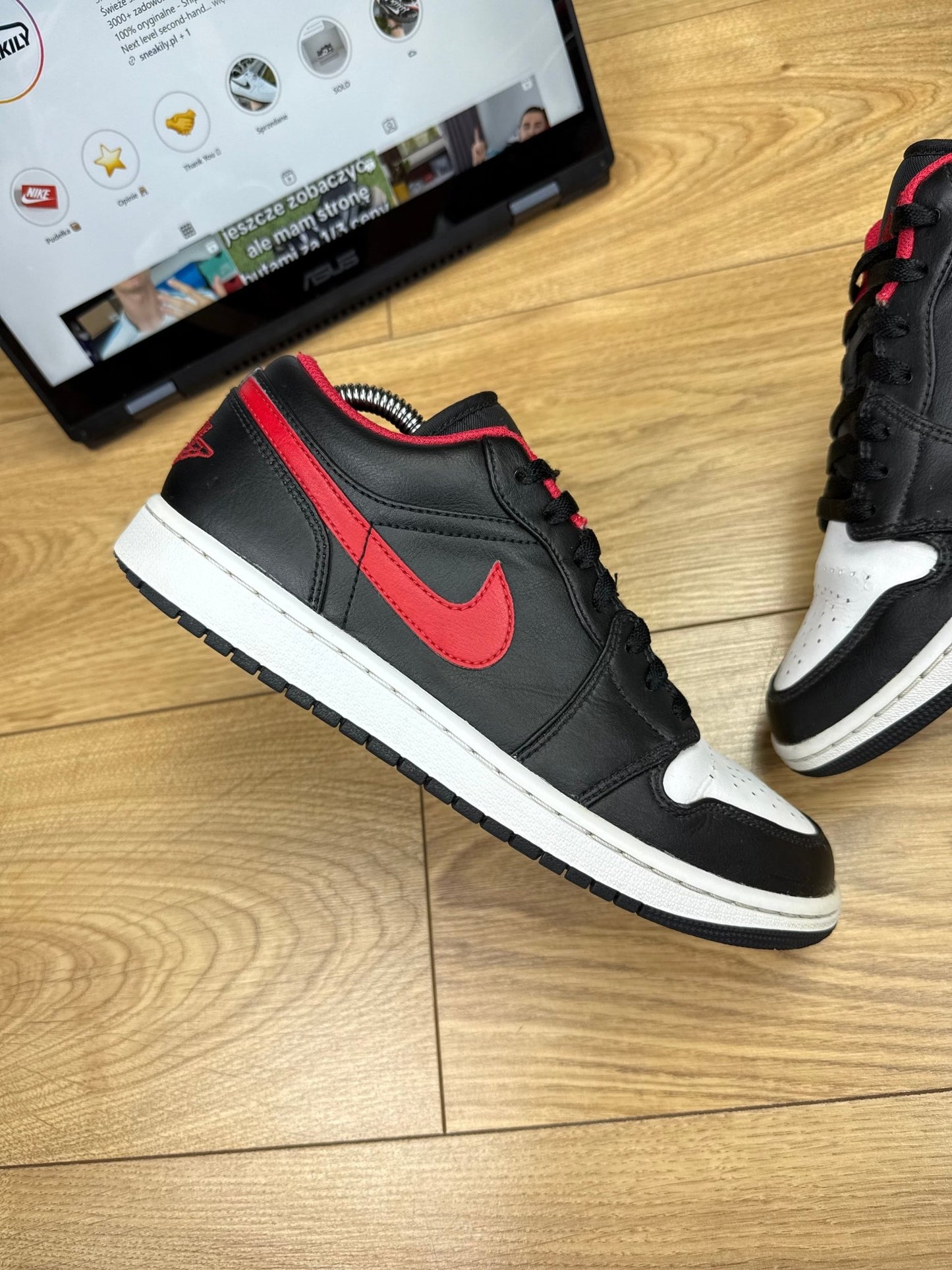 Nike Air Jordan 1 Low (42)