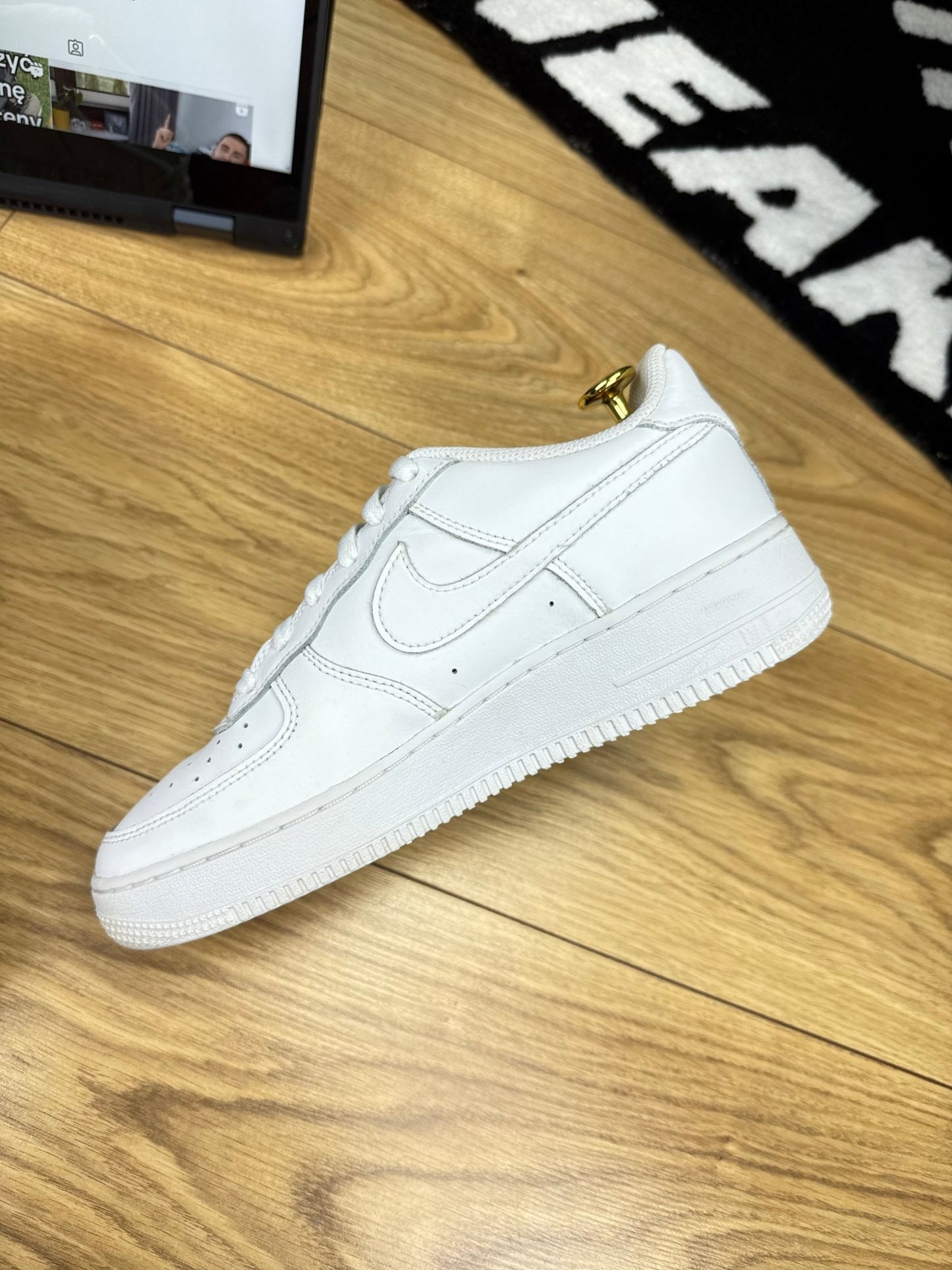 Nike Air Force 1 Low (38.5)