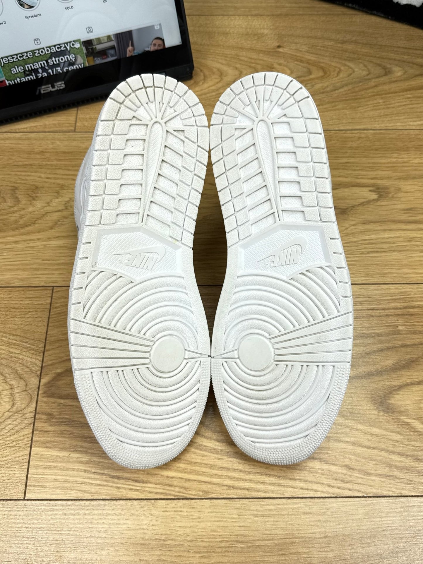 Nike Air Jordan 1 Mid (45)