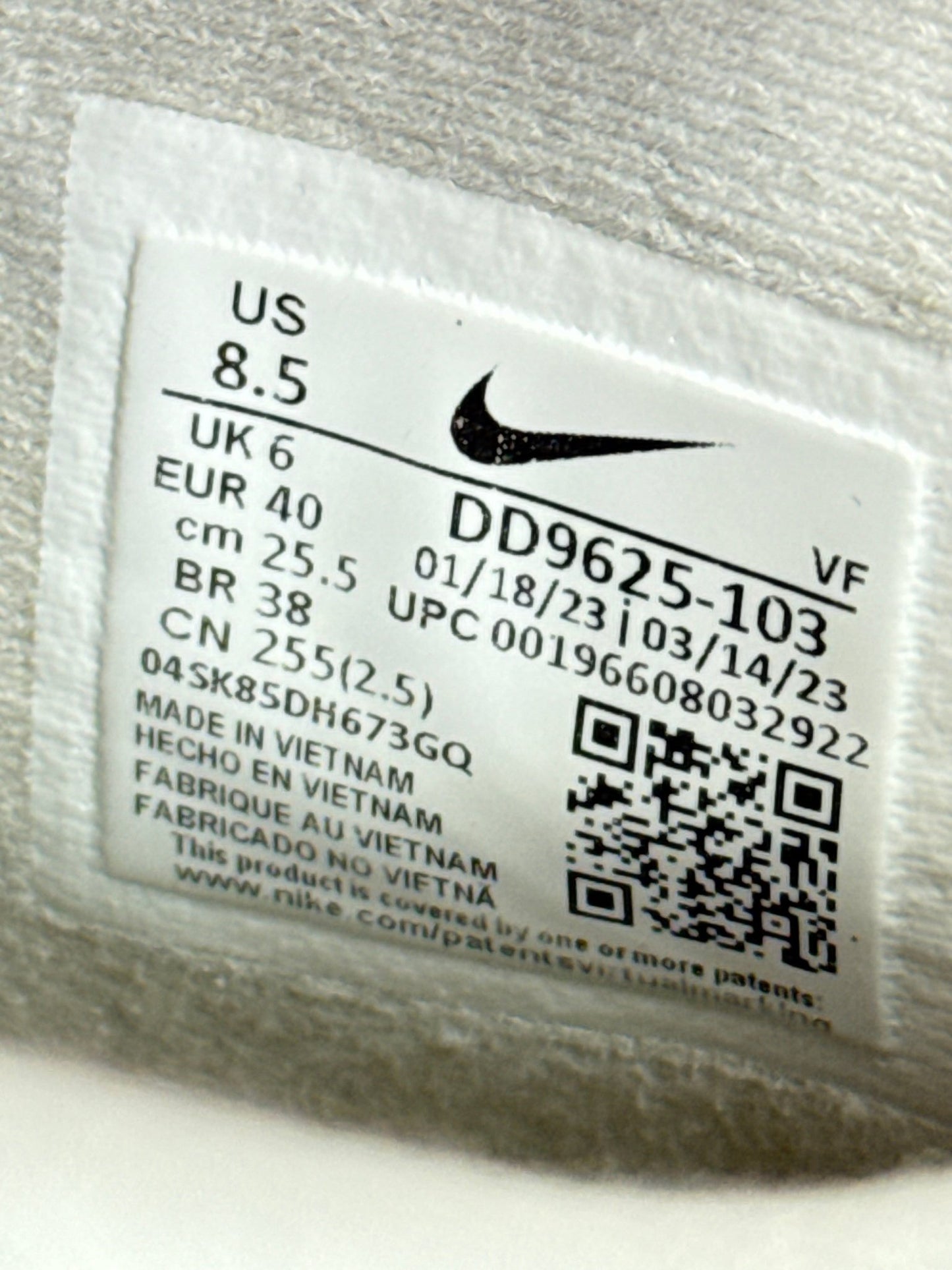 Nike Air Force 1 Mid (40)