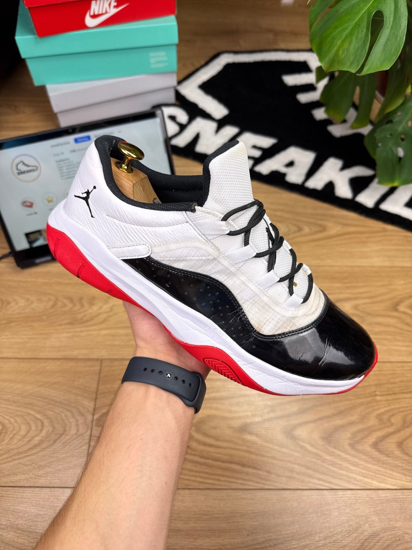 Nike Air Jordan 11 CMFT Low (45)