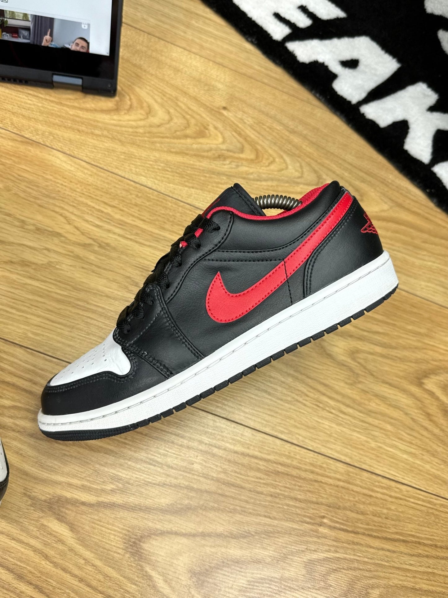 Nike Air Jordan 1 Low (42.5)
