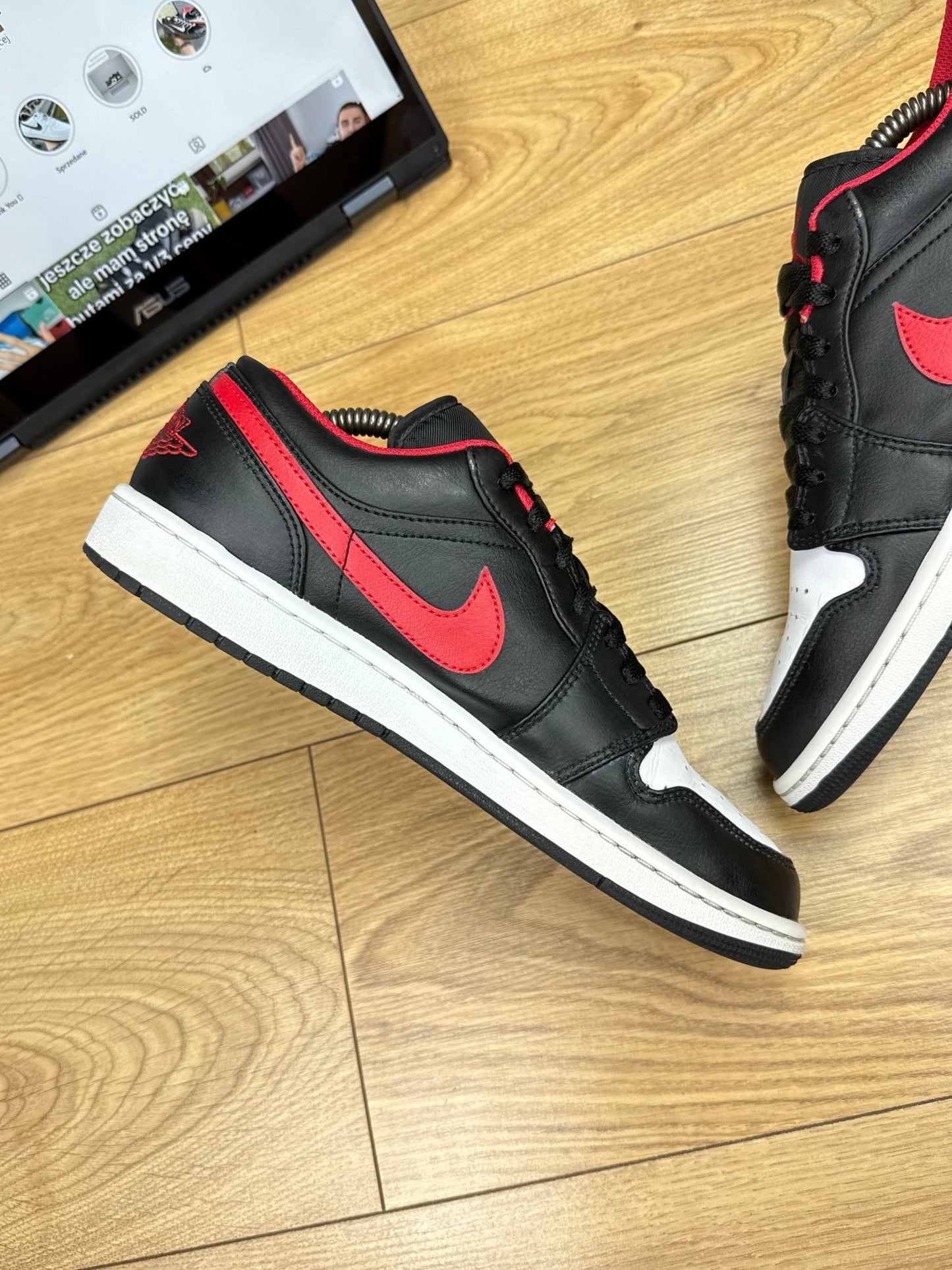 Nike Air Jordan 1 Low (42.5)