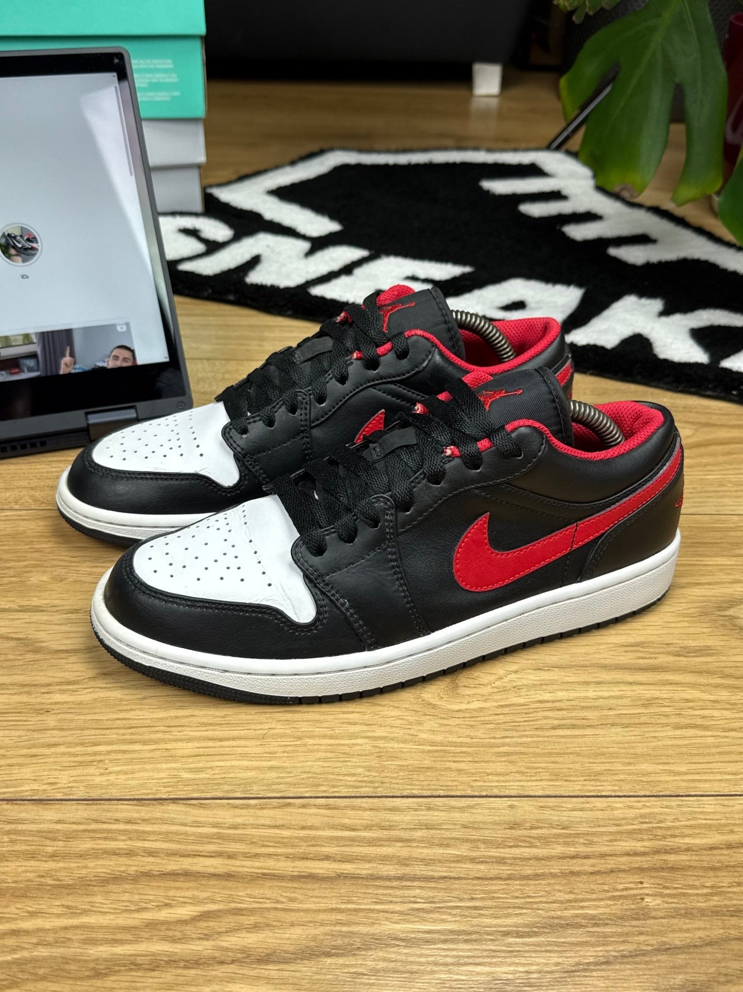 Nike Air Jordan 1 Low (42.5)