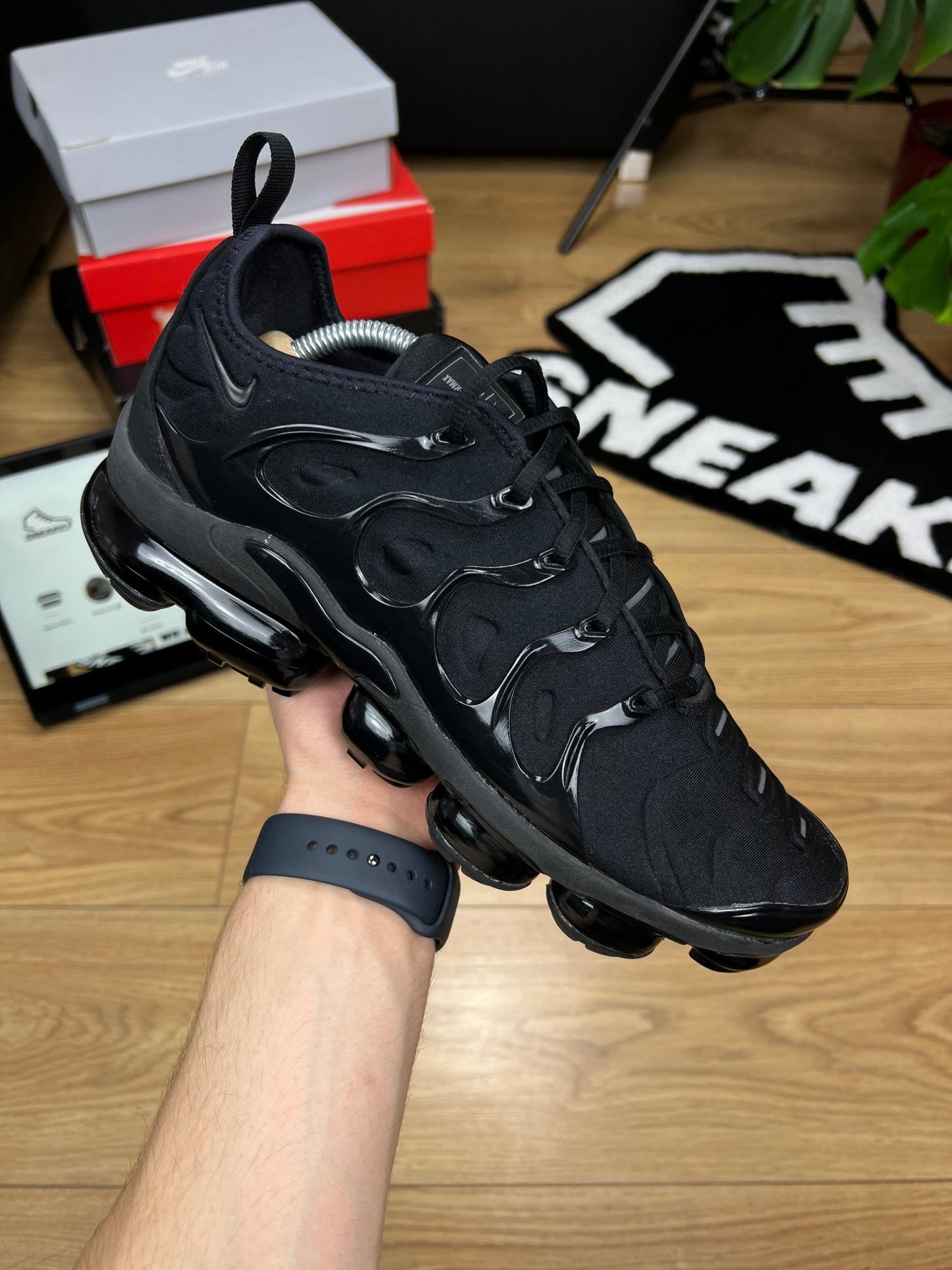 Nike Air Vapormax Plus (44)