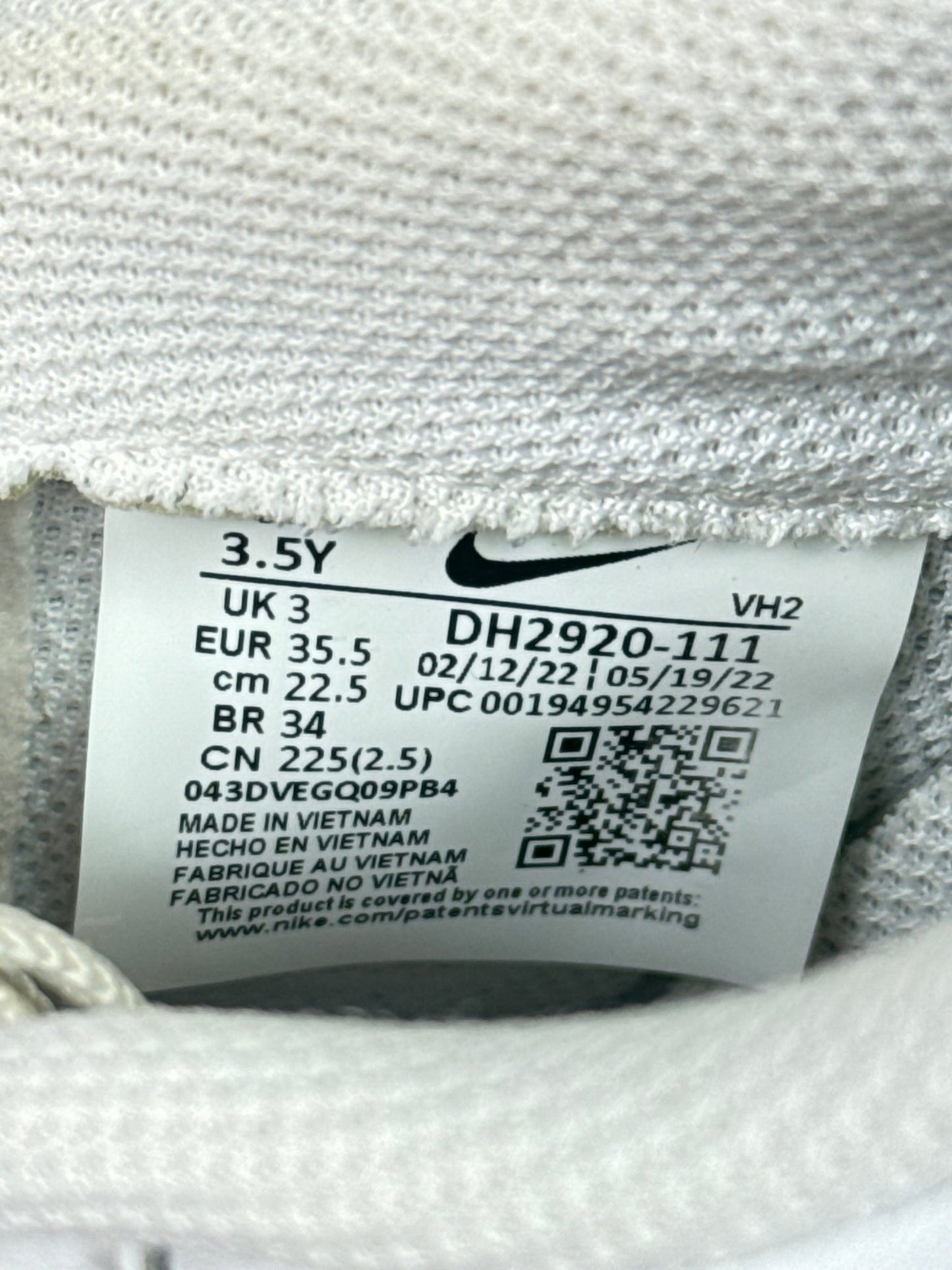 Nike Air Force 1 Low (35.5)