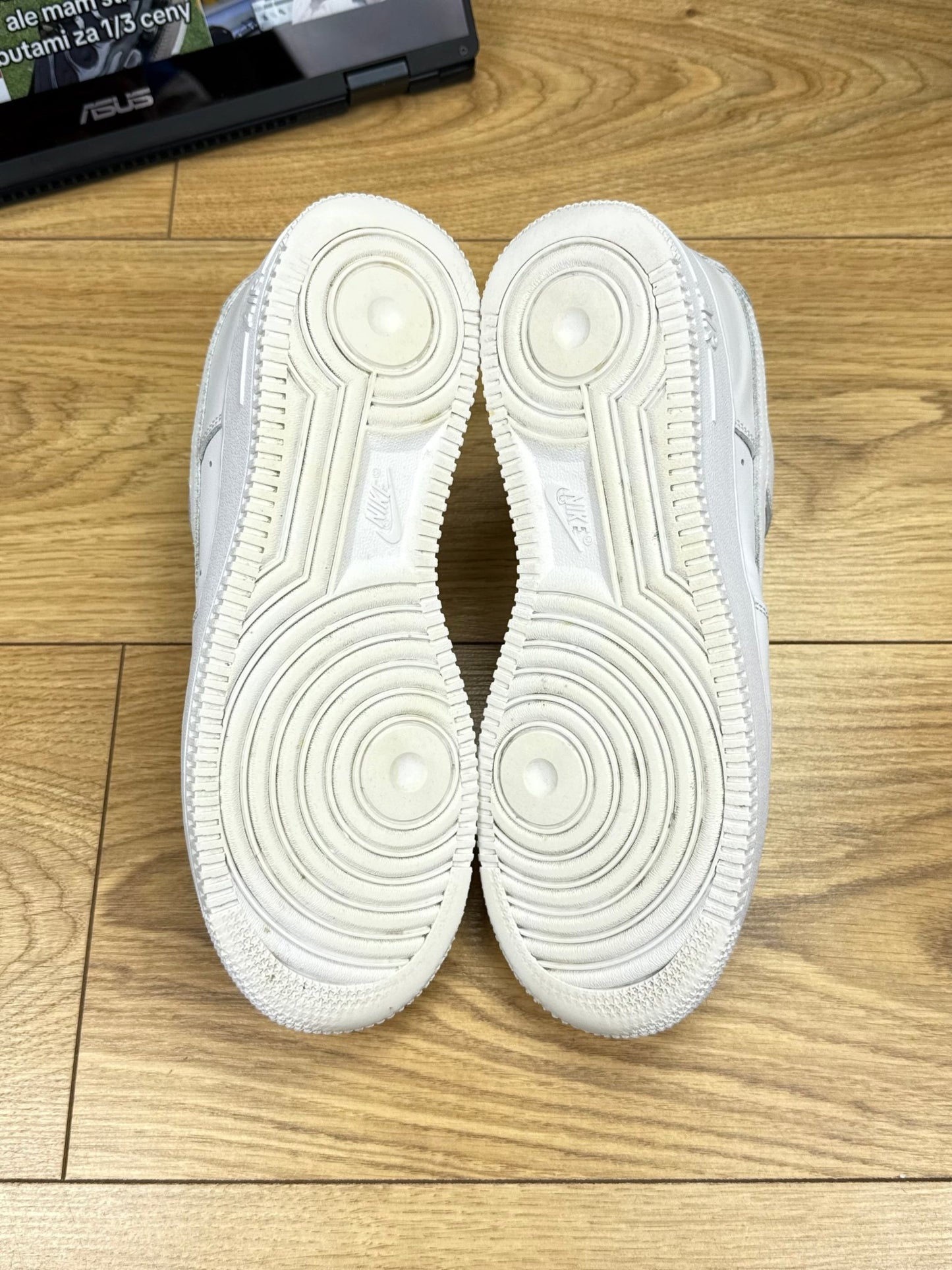 Nike Air Force 1 Low (39)