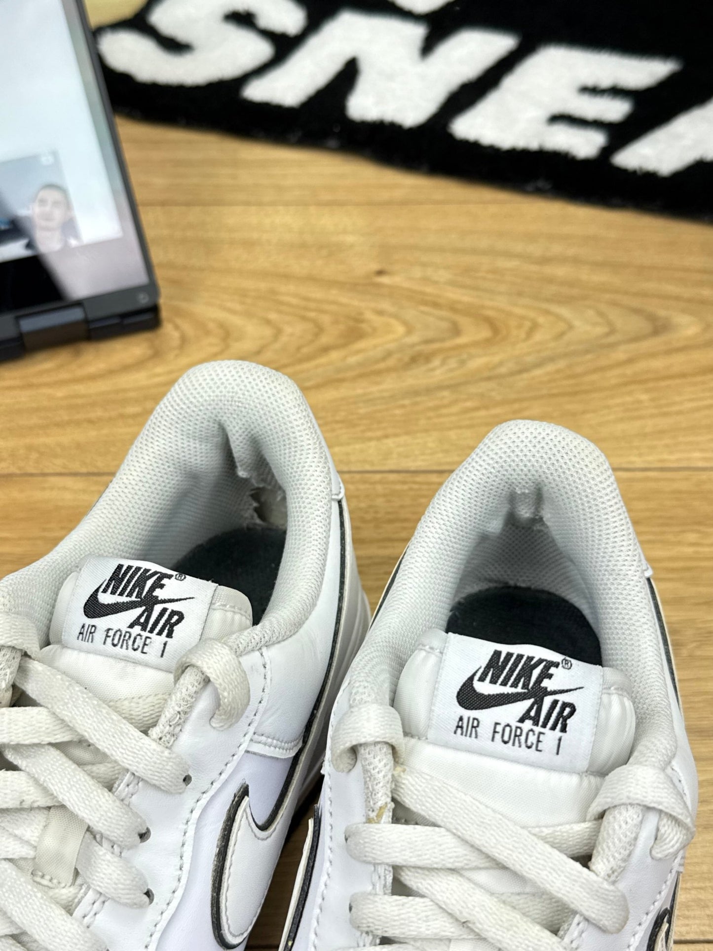 Nike Air Force 1 Low (45.5)