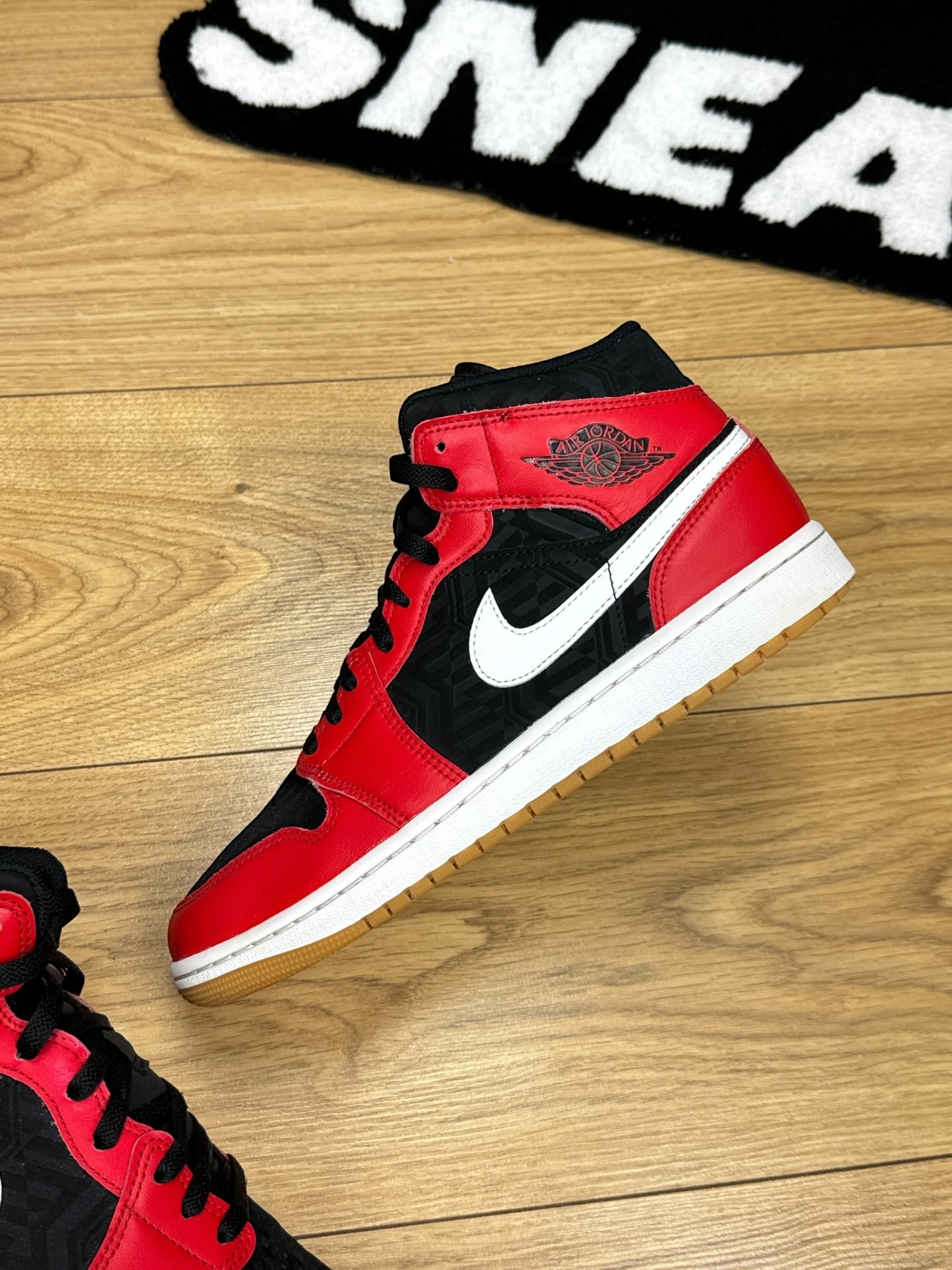 Nike Air Jordan 1 Mid (43)