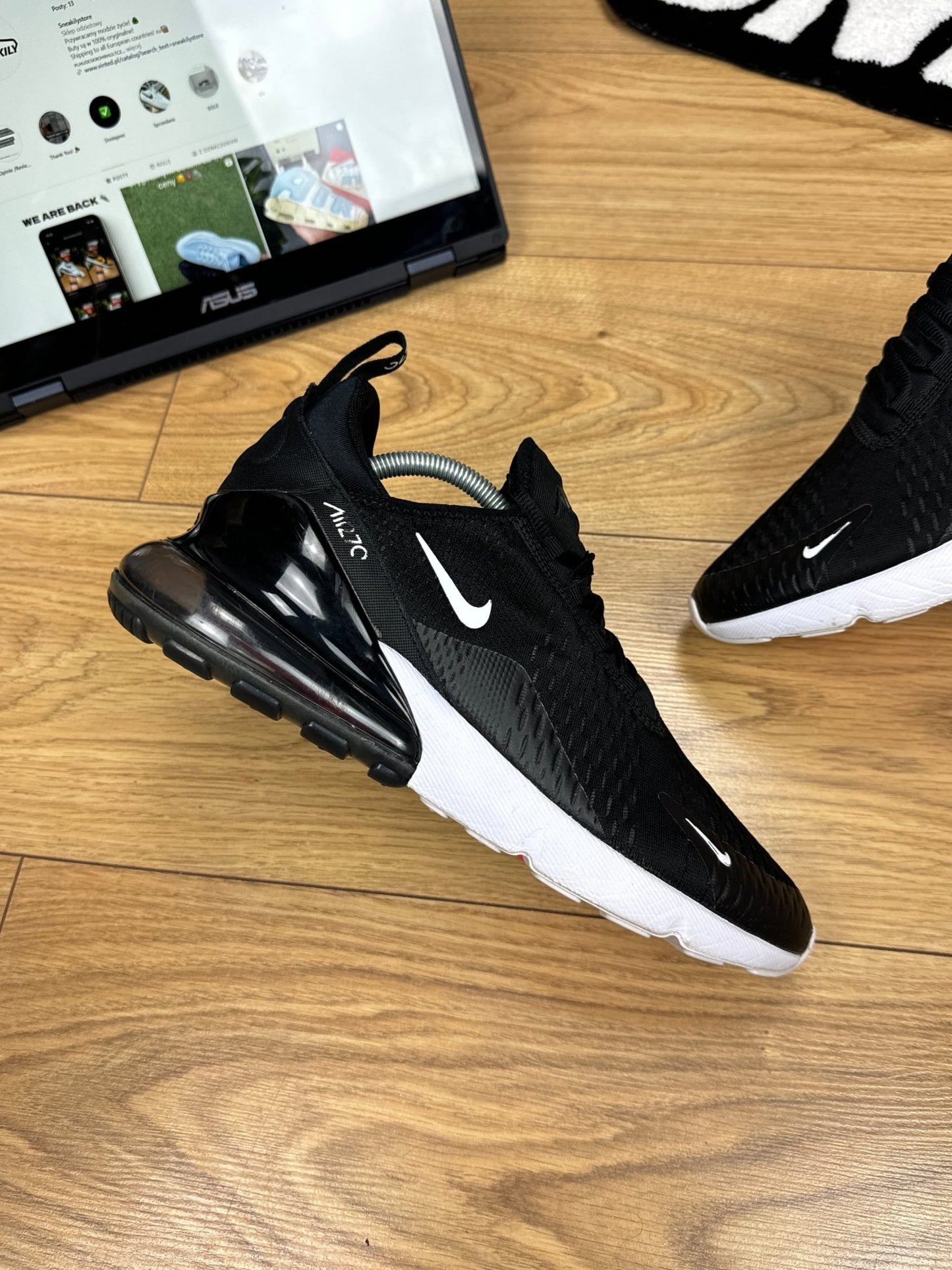 Nike Air Max 270 (42.5)