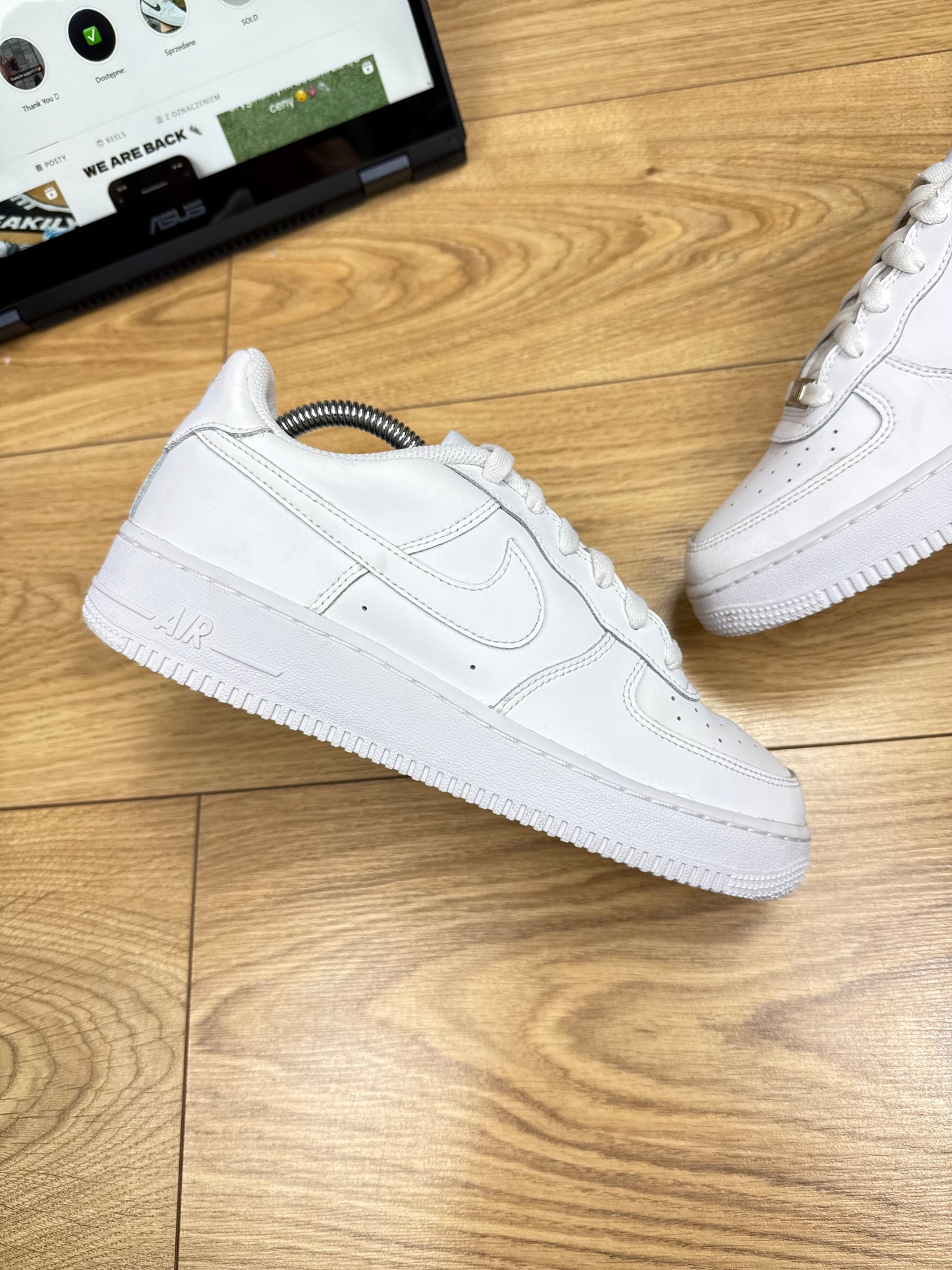 Nike Air Force 1 Low (40)