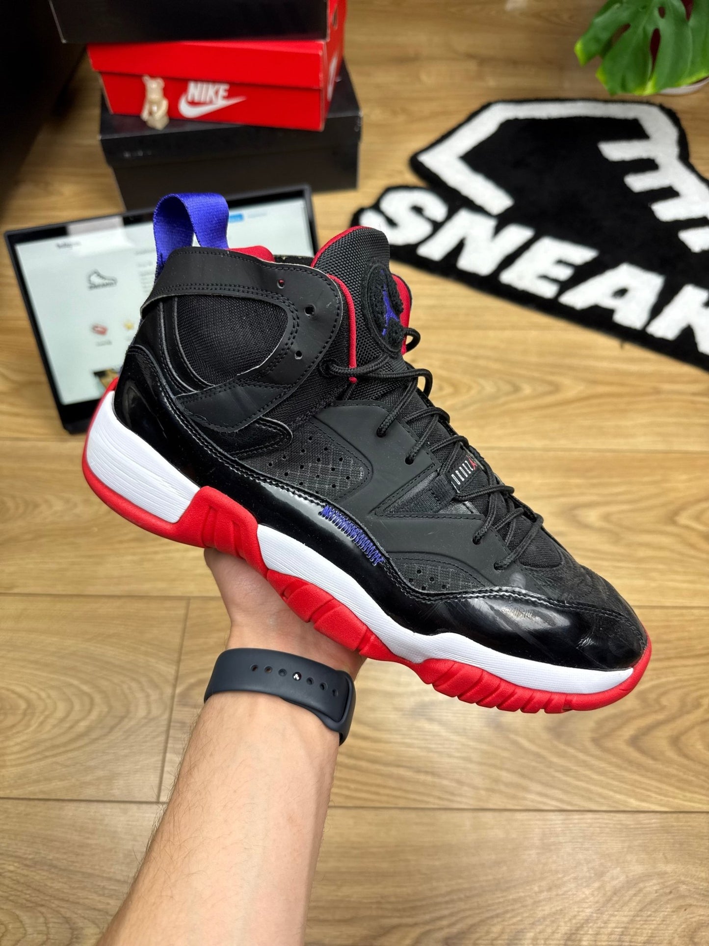 Nike Air Jordan Jumpman Two Trey (45)