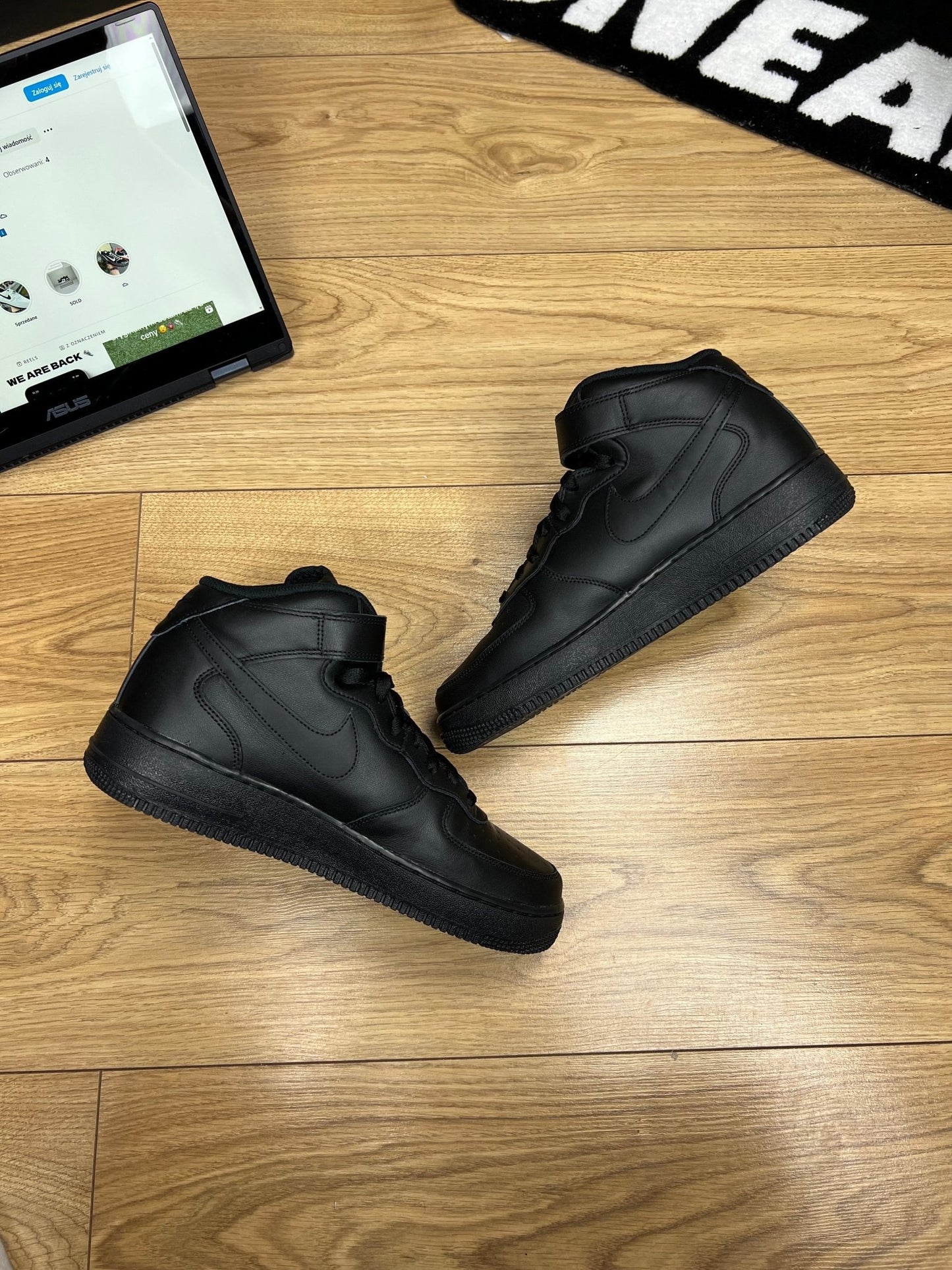 Nike Air Force 1 Mid (42.5)