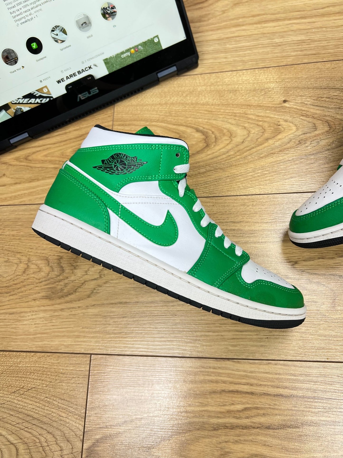 Nike Air Jordan 1 Mid (41)