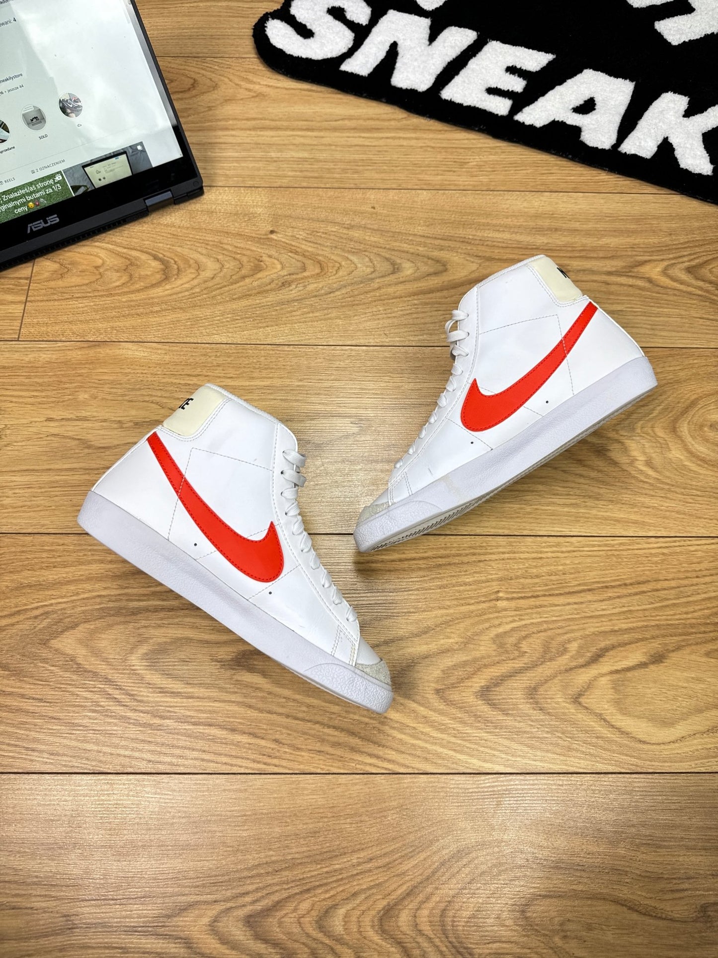Nike Blazer Mid 77 (40)