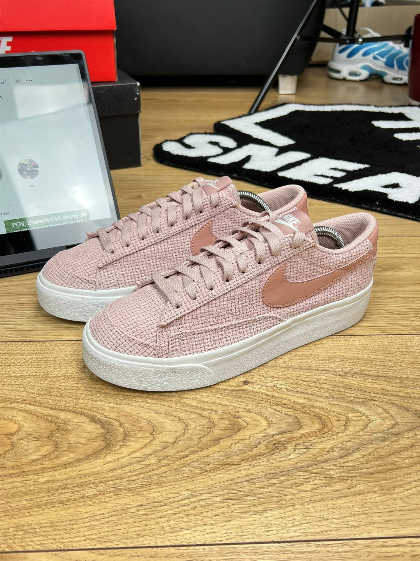 Nike Blazer Low Platform (40)