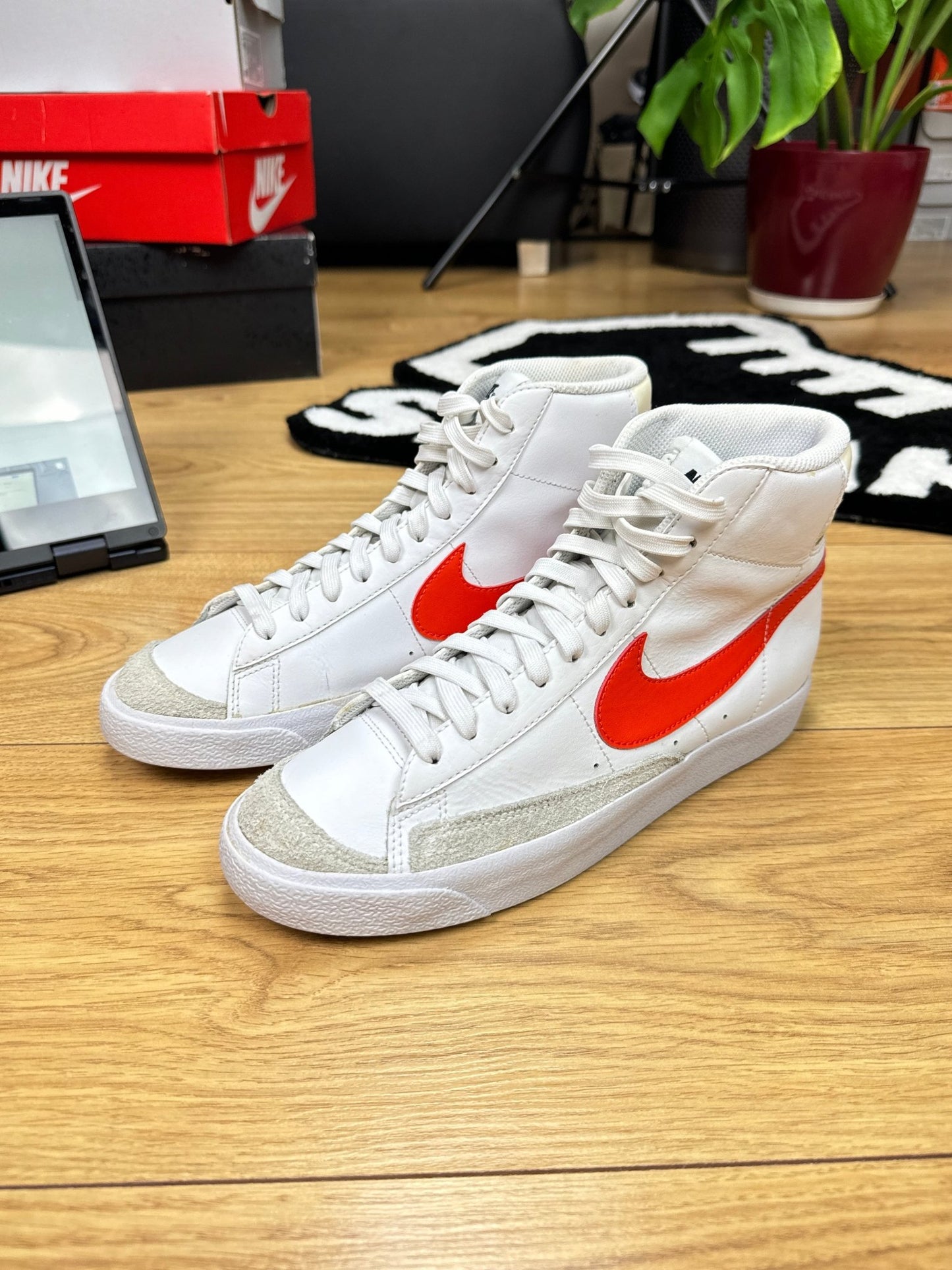 Nike Blazer Mid 77 (40)