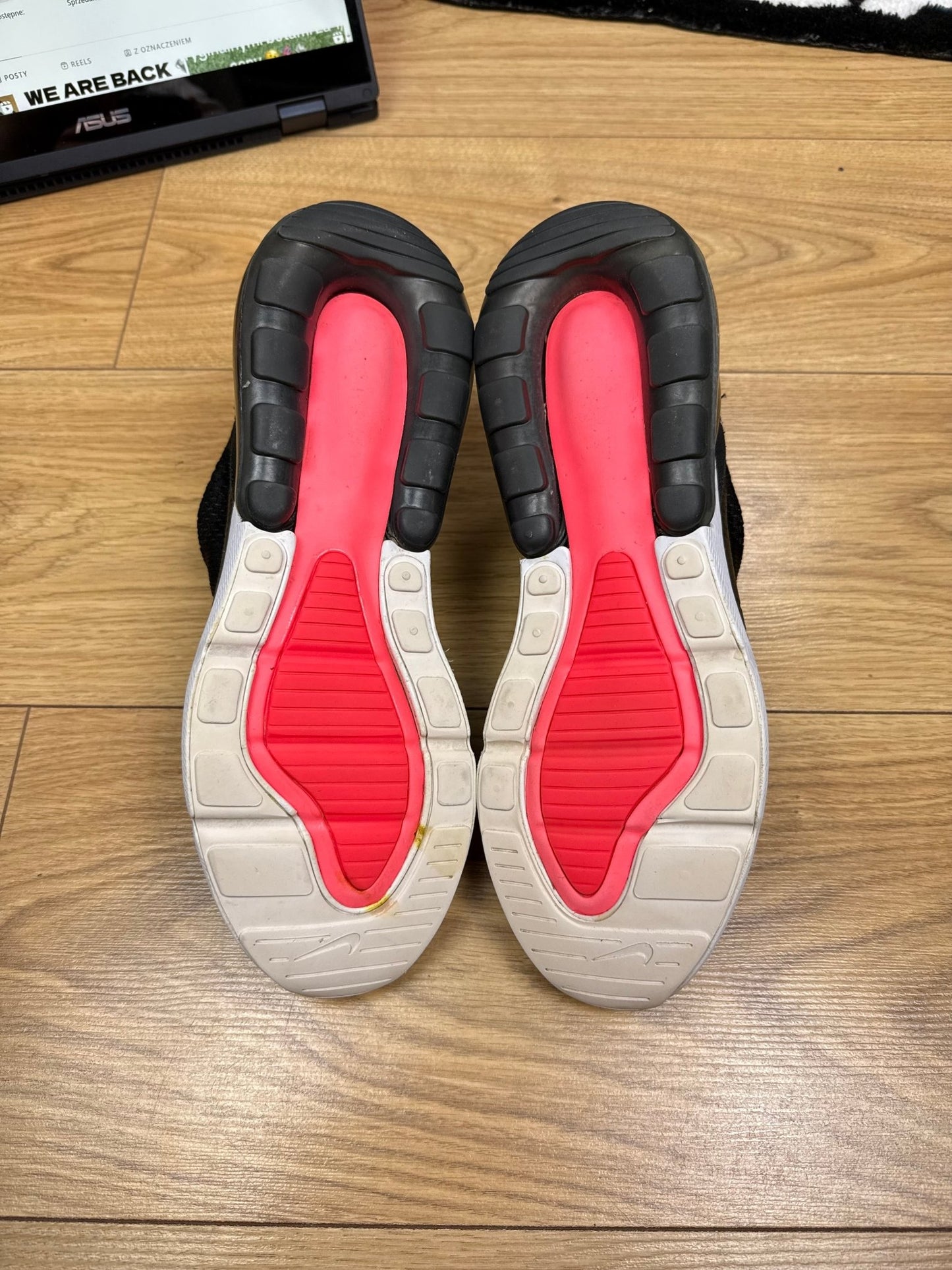 Nike Air Max 270 (42.5)