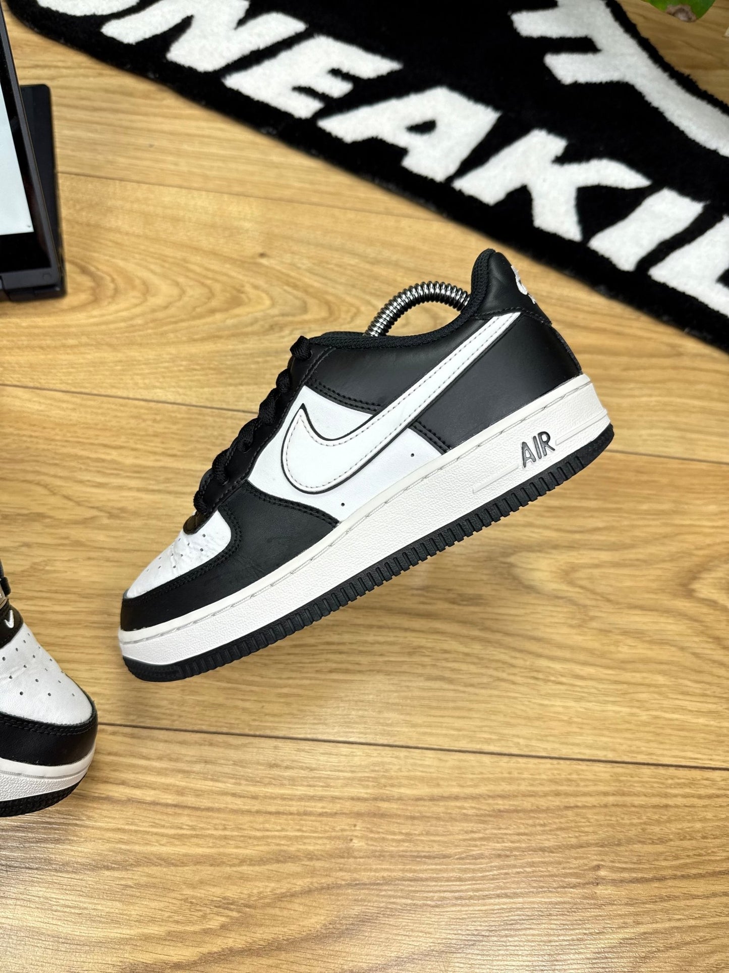 Nike Air Force 1 Low (36.5)