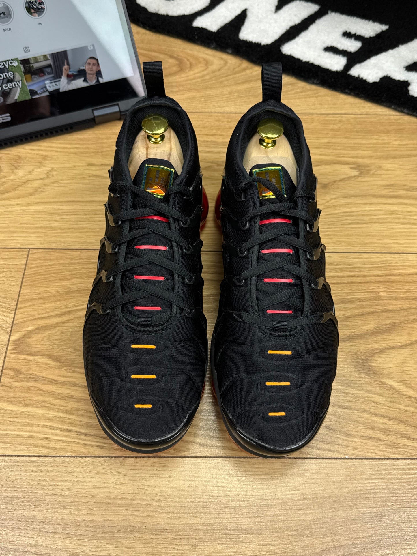 Nike Air Vapormax Plus (42.5)
