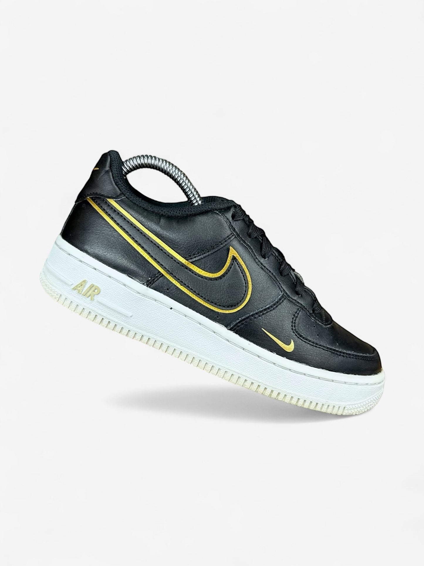 Nike Air Force 1 Low (37.5)