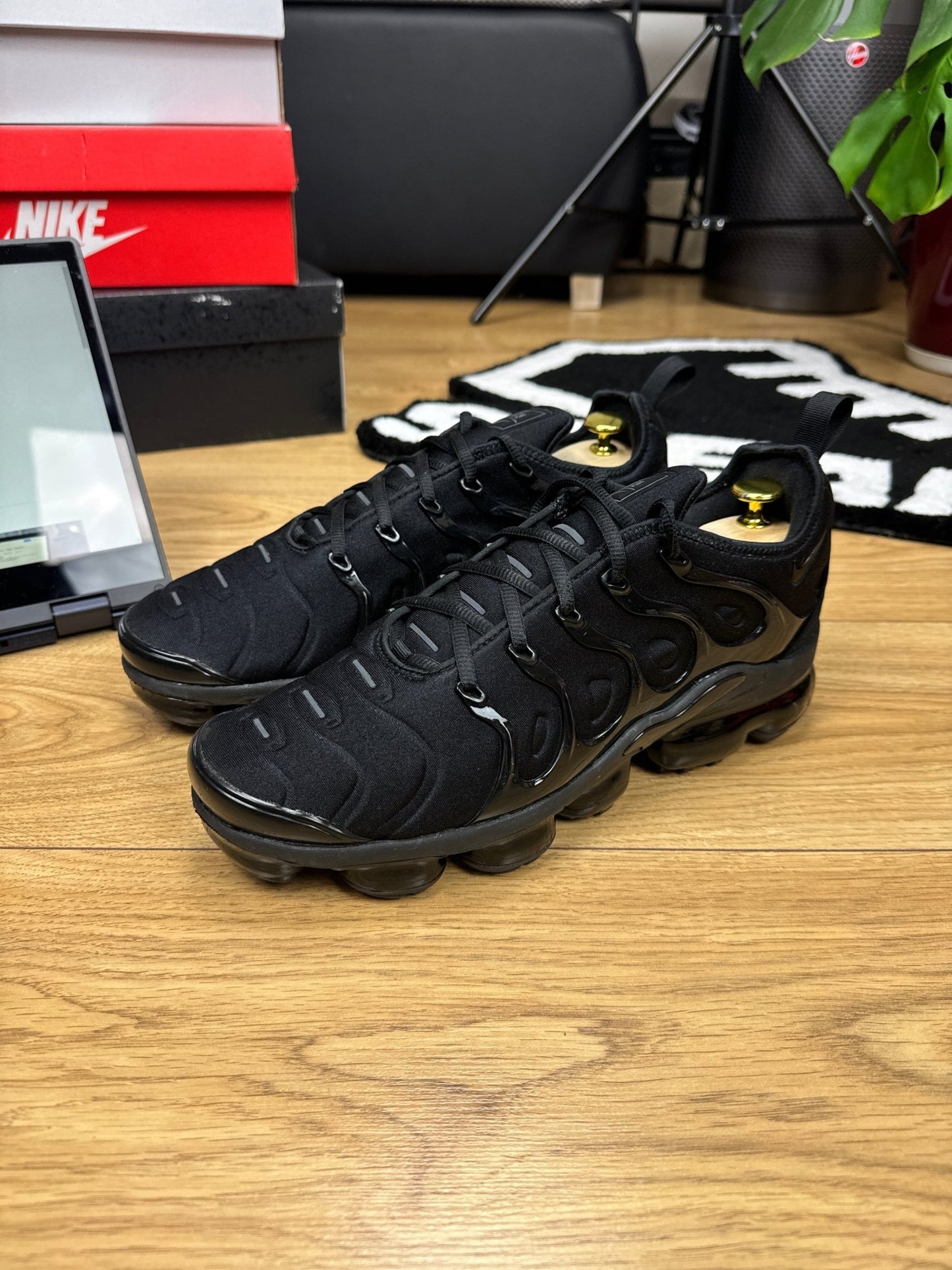 Nike Air Vapormax Plus (44.5)