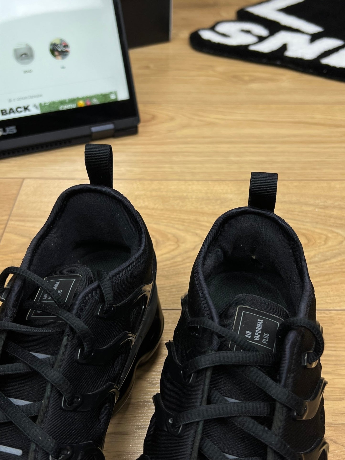 Nike Air Vapormax Plus (44)