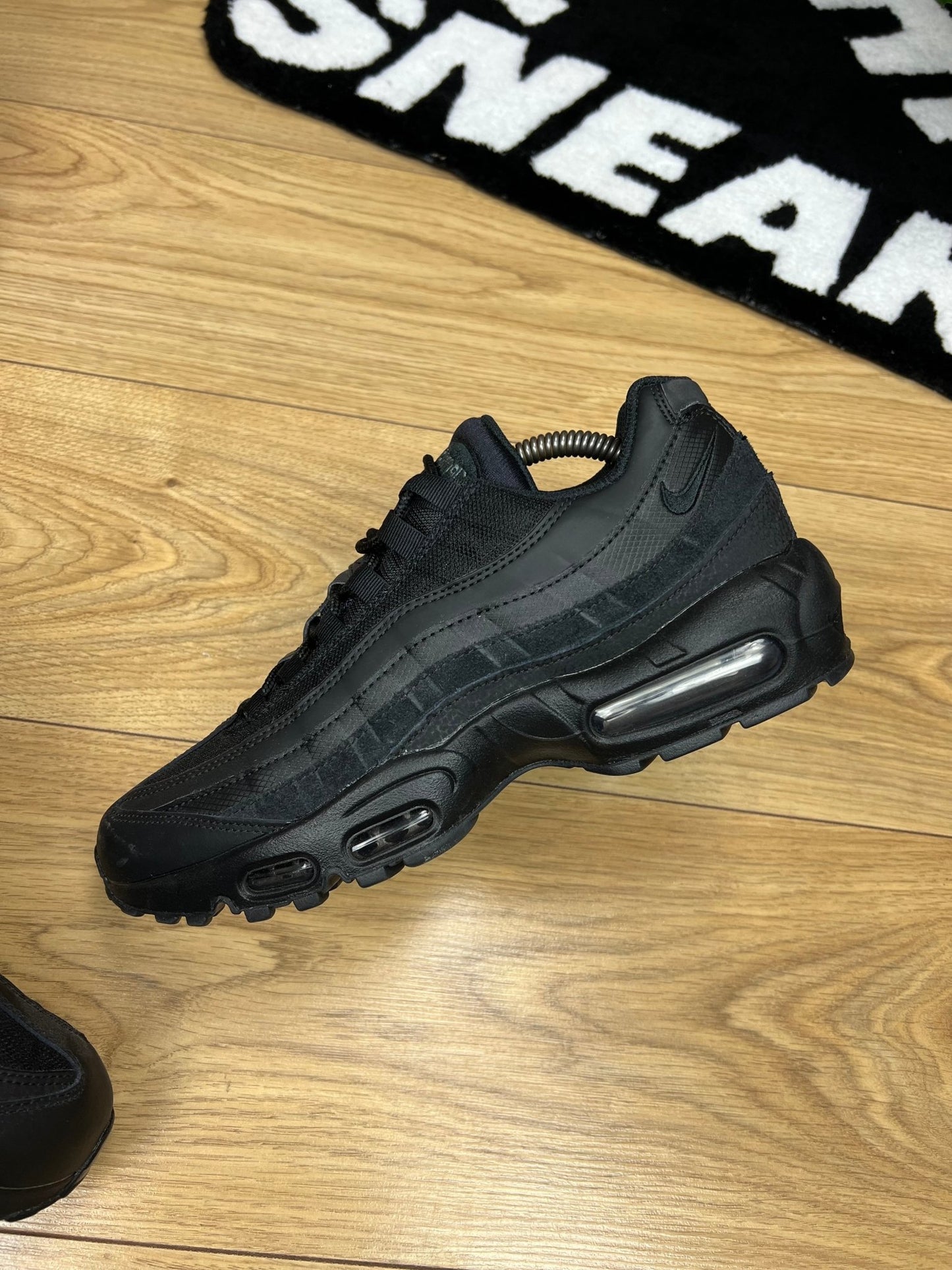 Nike Air Max 95 (42.5) - Nowe