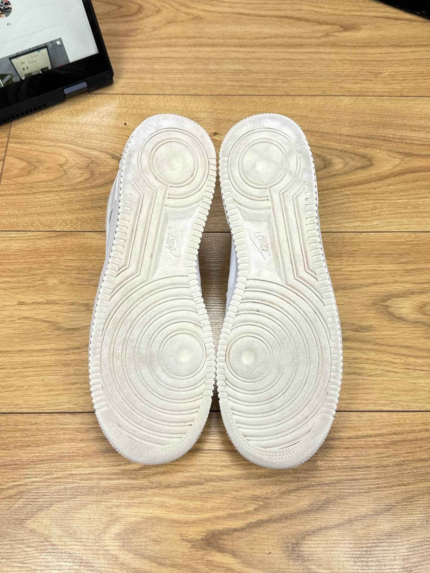 Nike Air Force 1 Low (44)