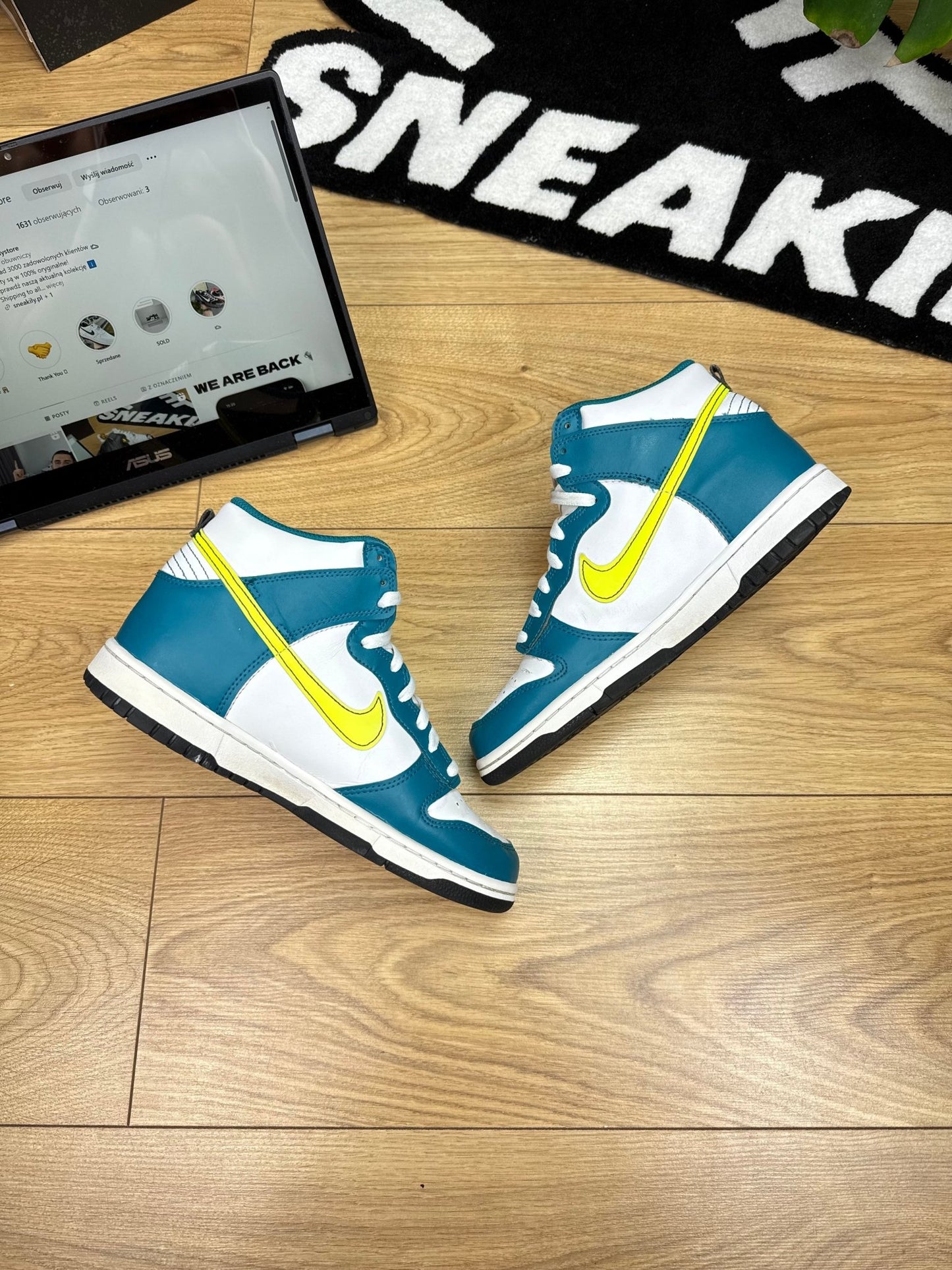 Nike Dunk High (40)