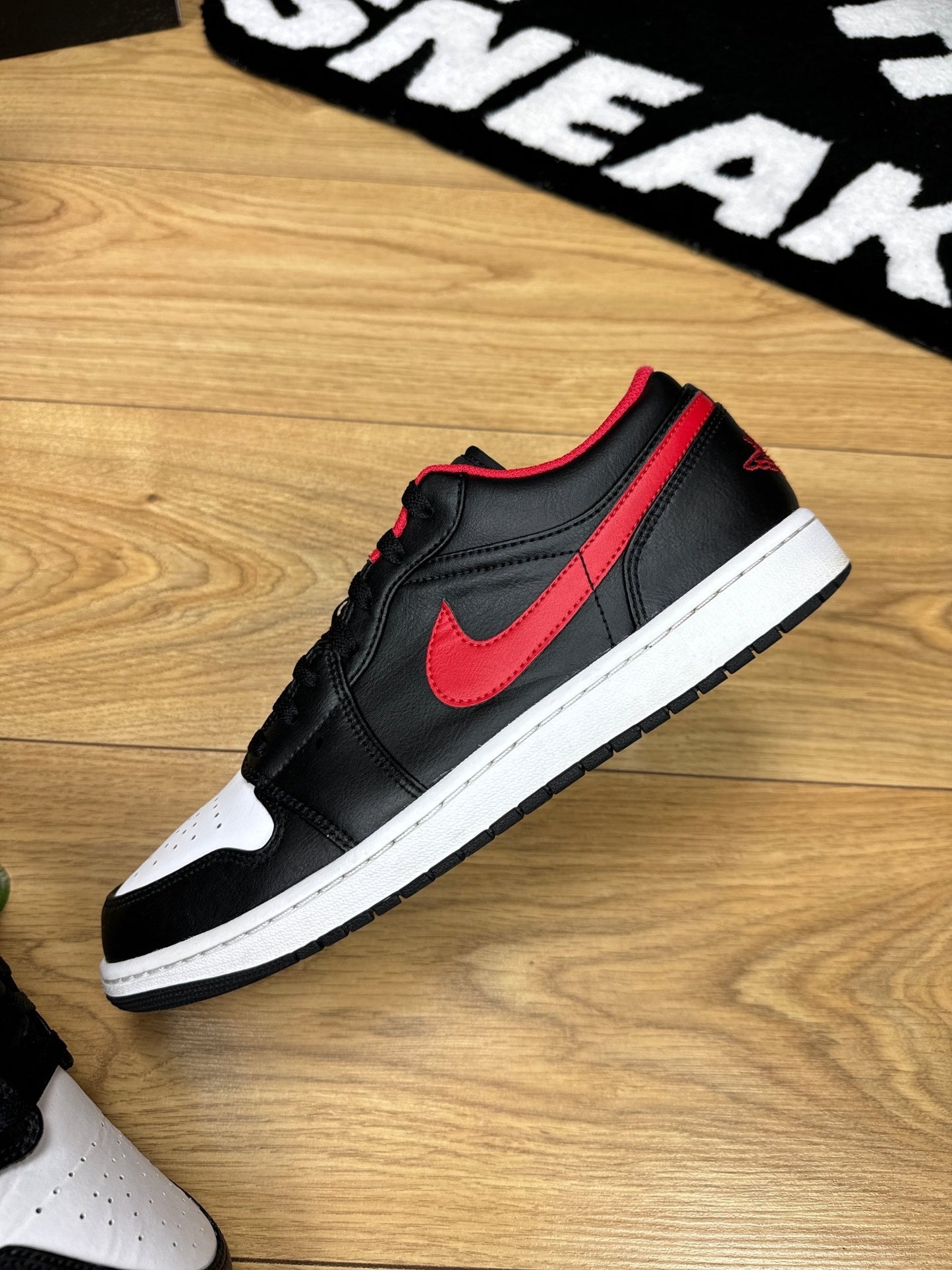 Nike Air Jordan 1 Low (45)