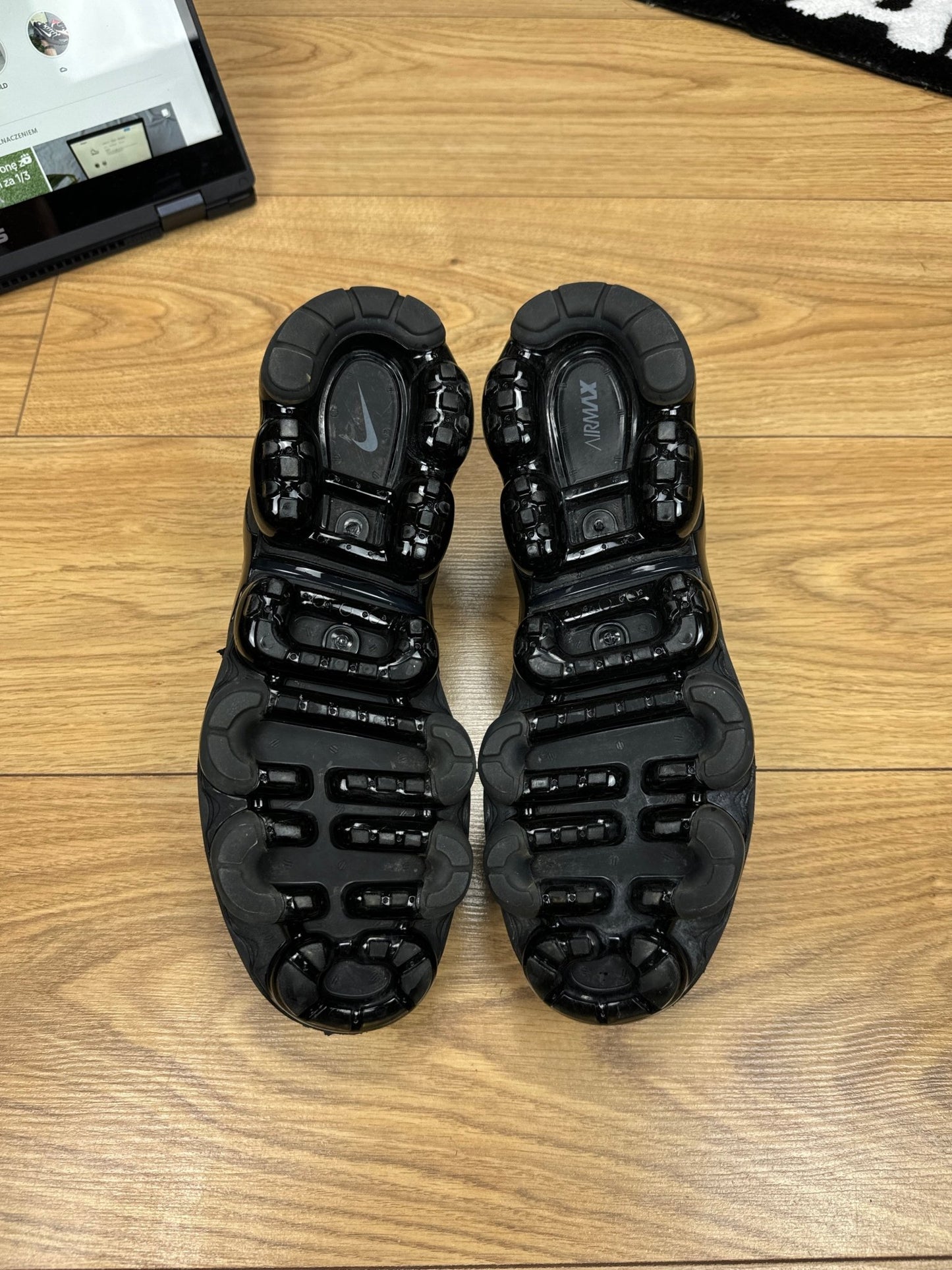 Nike Air Vapormax Plus (44)