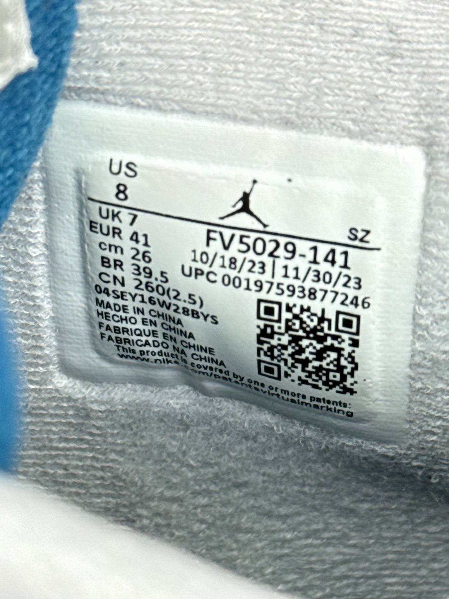 Nike Air Jordan 4 IV (41)