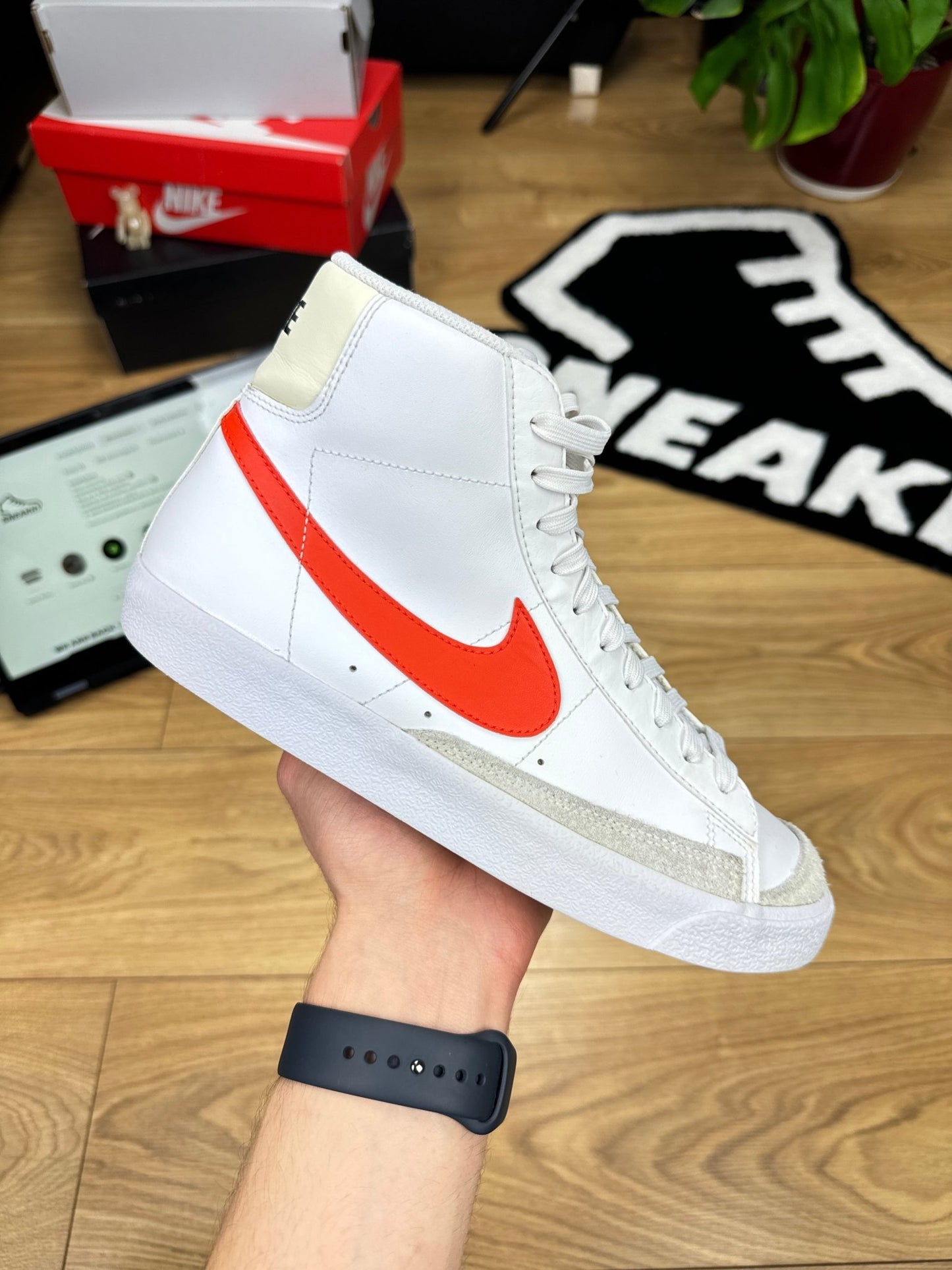Nike Blazer Mid 77 (40)