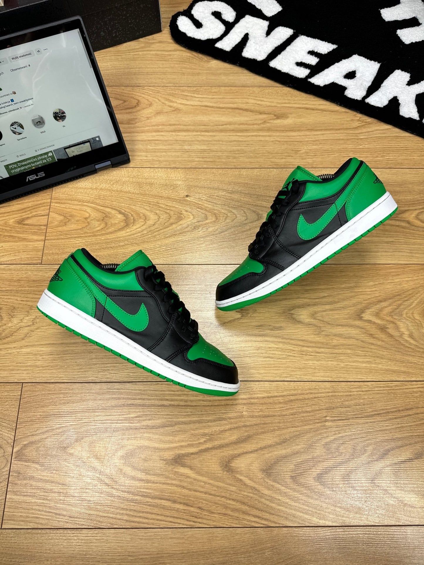 Nike Air Jordan 1 Low (44)