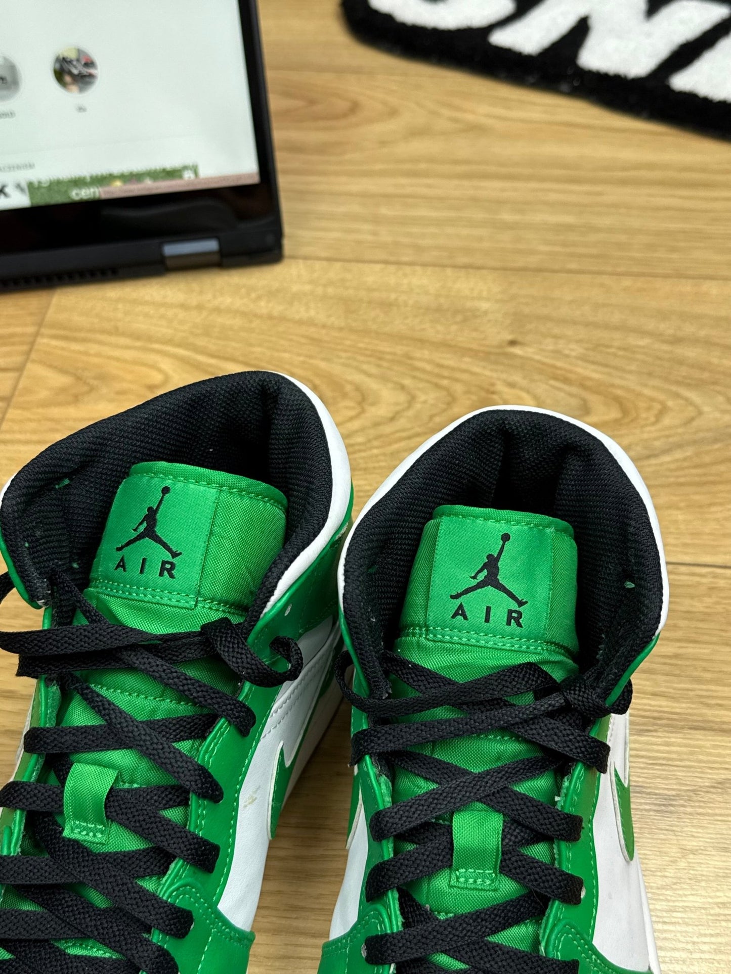 Nike Air Jordan 1 Mid (44.5)