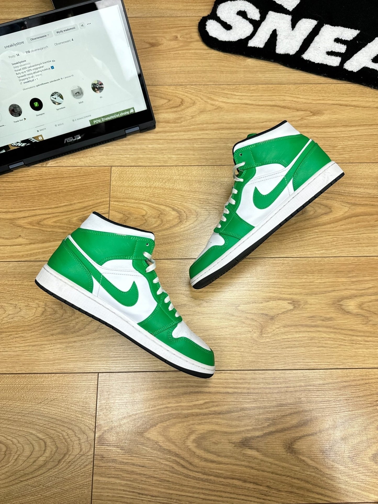 Nike Air Jordan 1 Mid (44)