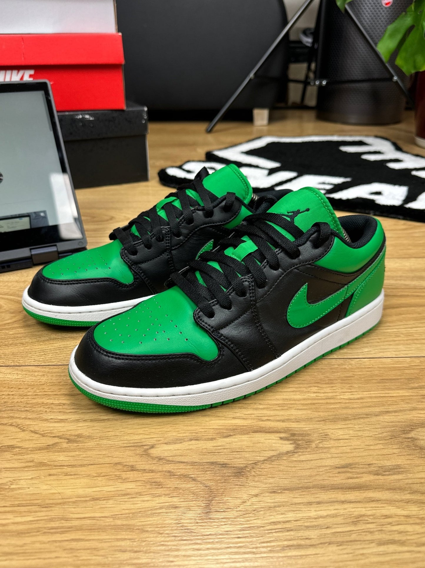 Nike Air Jordan 1 Low (44)