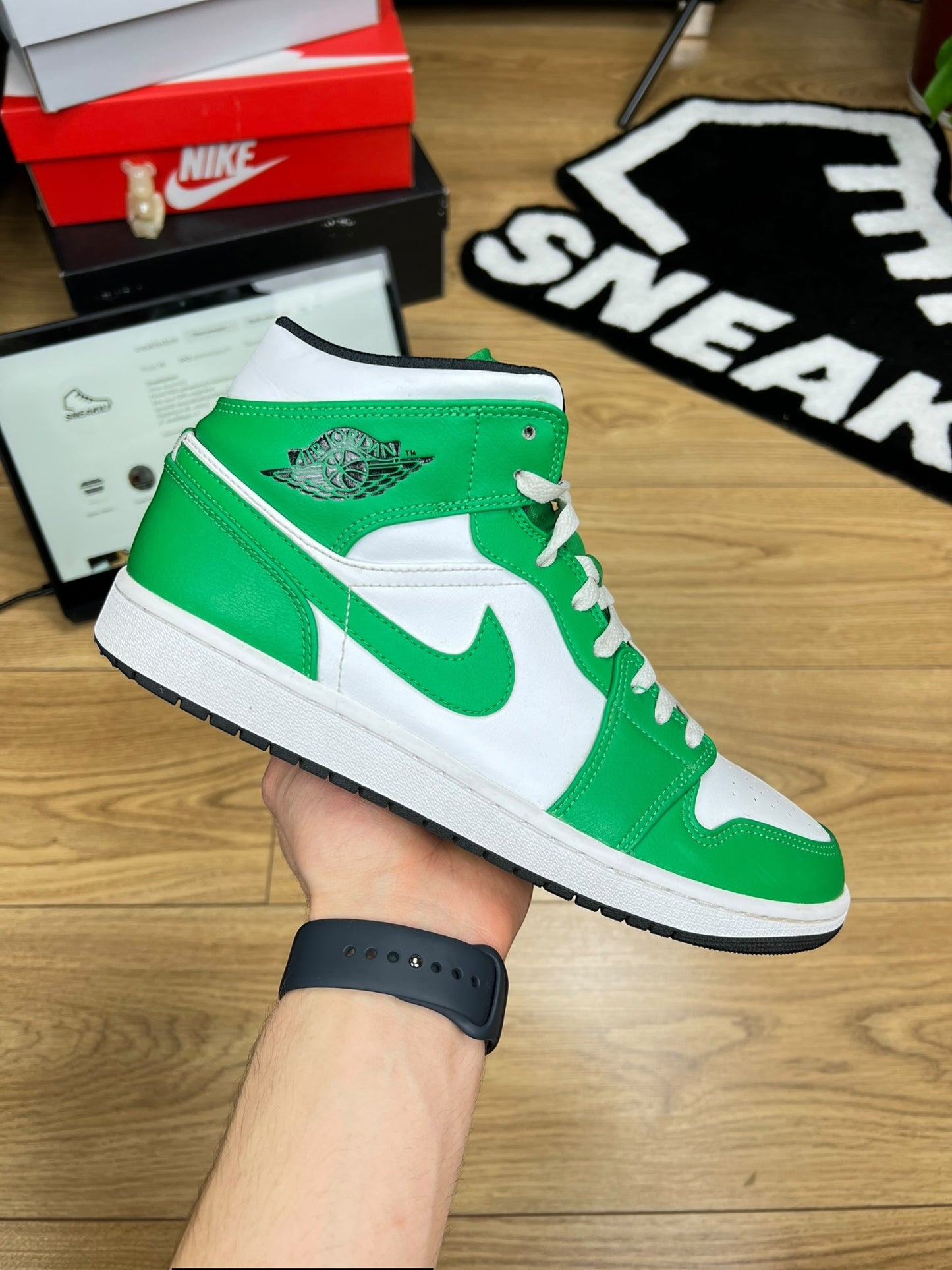 Nike Air Jordan 1 Mid (44.5)
