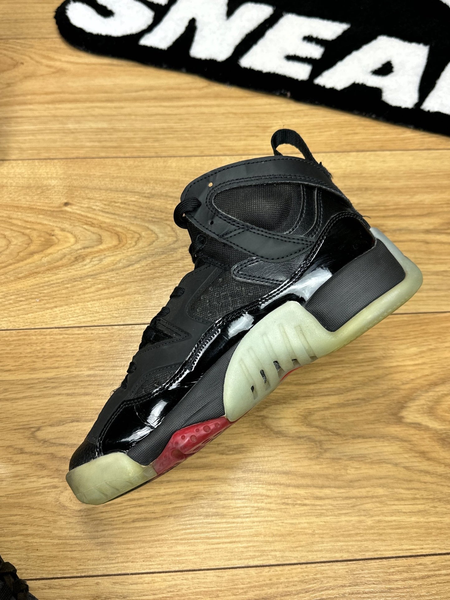 Nike Air Jordan Jumpman Two Trey (39)