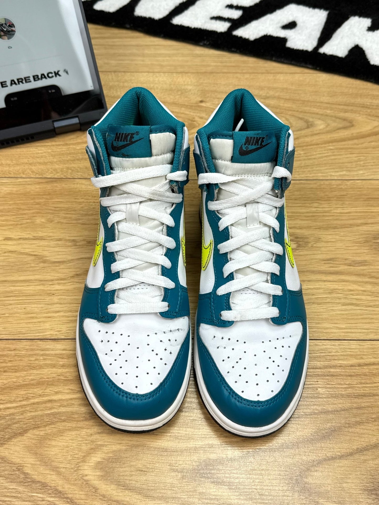 Nike Dunk High (40)