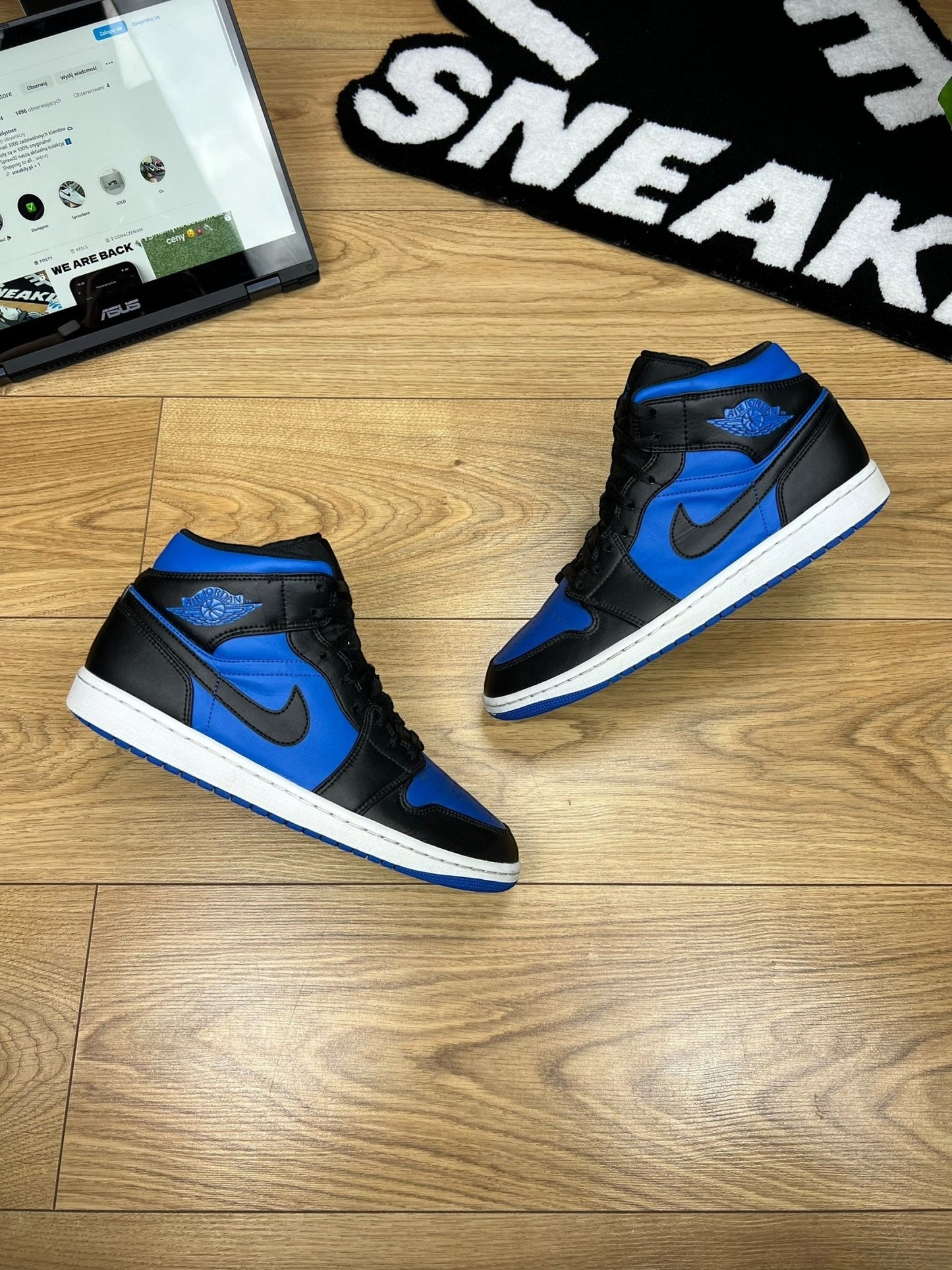 Nike Air Jordan 1 Mid (44)