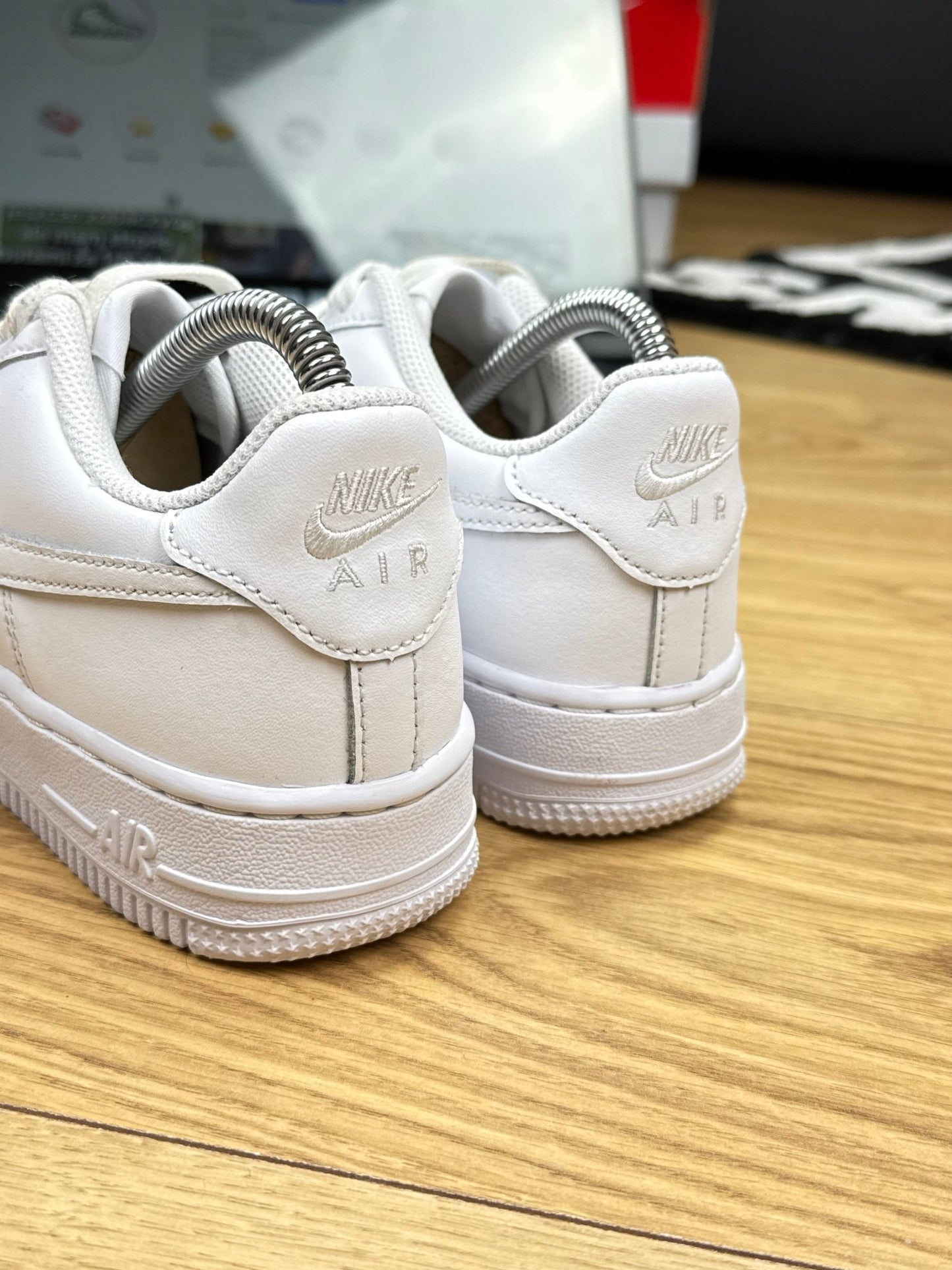 Nike Air Force 1 Low (36.5)